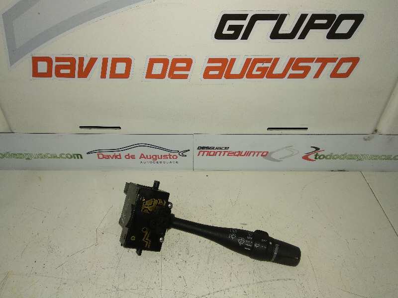 MANDO LIMPIA NISSAN ALMERA TINO (V10M) Ambience