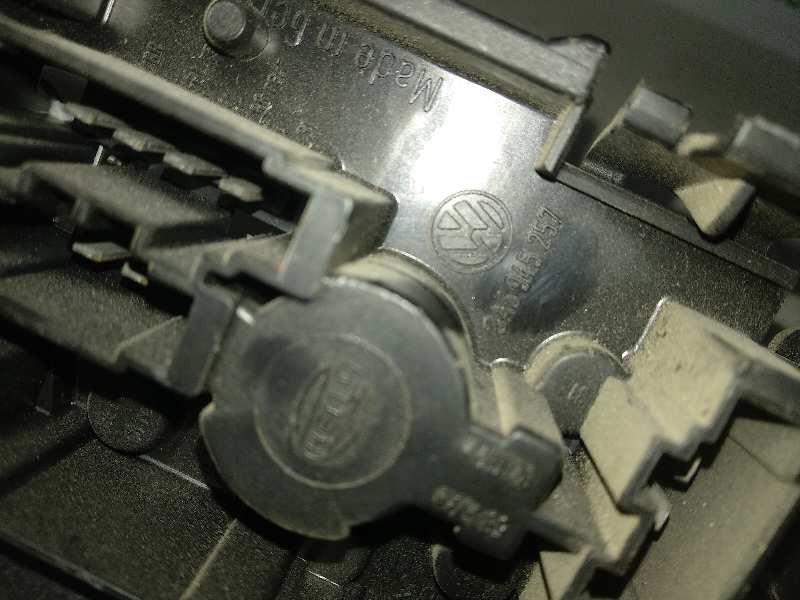 PORTALAMPARAS TRASERO DERECHO VOLKSWAGEN PASSAT BERLINA (3A2) CL