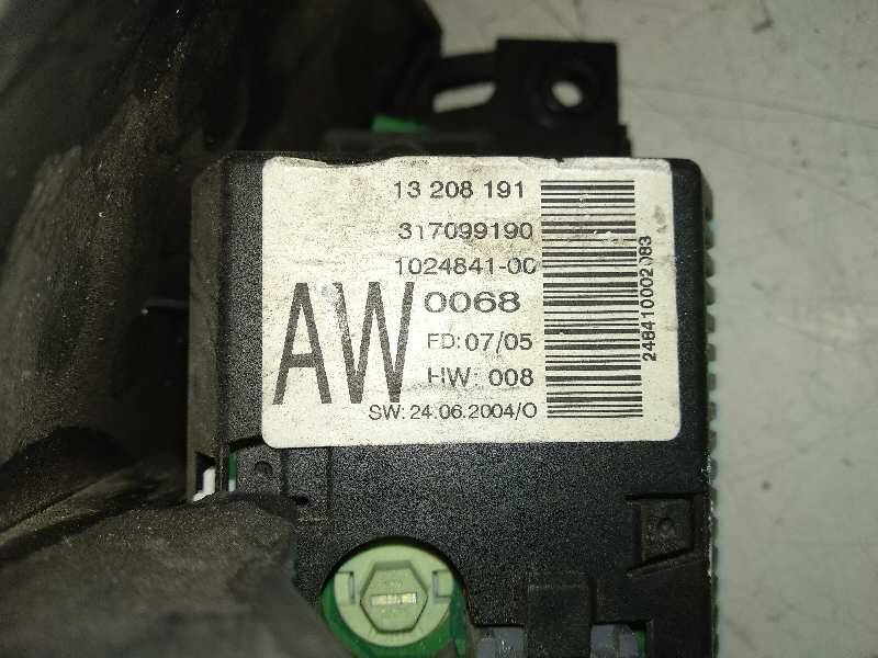 DISPLAY CENTRAL OPEL CORSA C 1.3 16V CDTI (69 CV) 5 velocidades