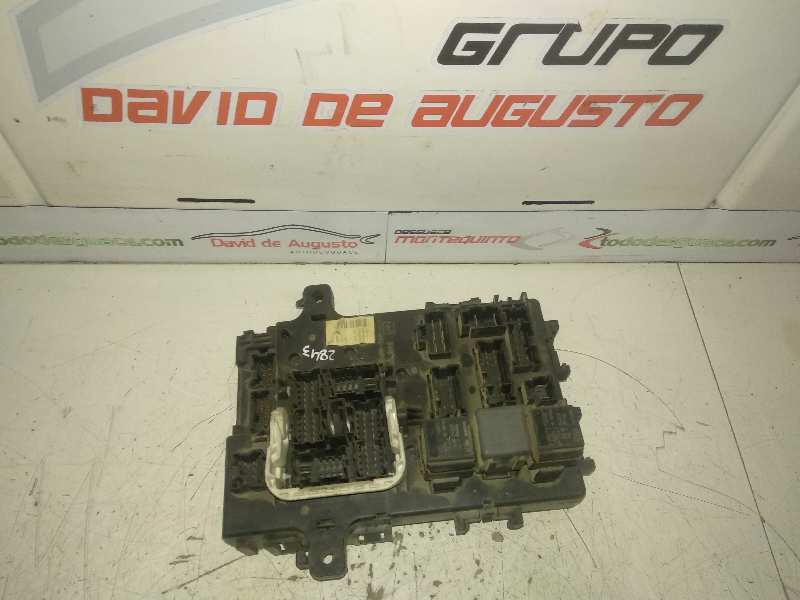 CAJA RELES / FUSIBLES NISSAN TERRANO/TERRANO.II (R20) *