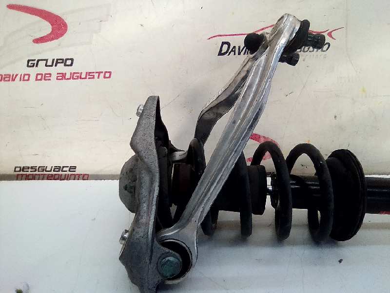 PILOTO TRASERO DERECHO PENDIENTE IDENTIFICAR .