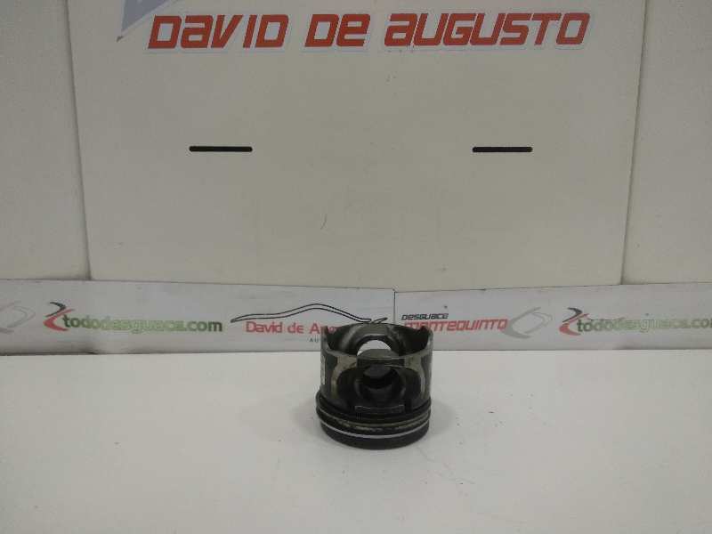 PISTON RENAULT CLIO II FASE II (B/CB0) Authentique Confort