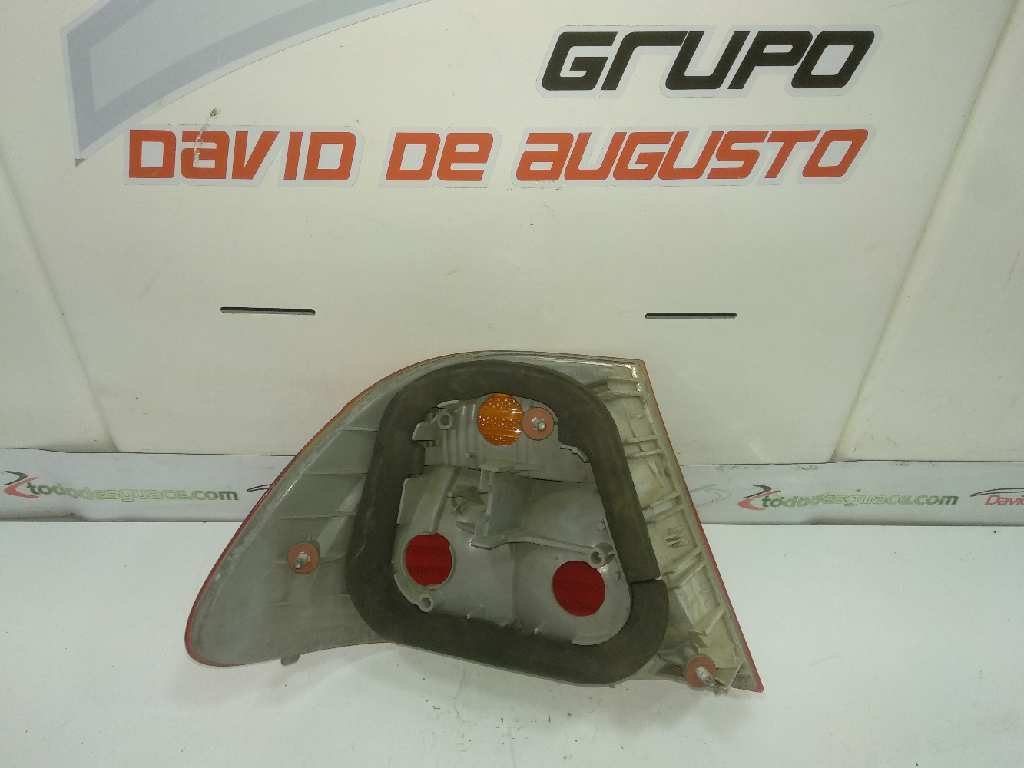PILOTO TRASERO DERECHO BMW SERIE 3 BERLINA (E46) 1.8 16V