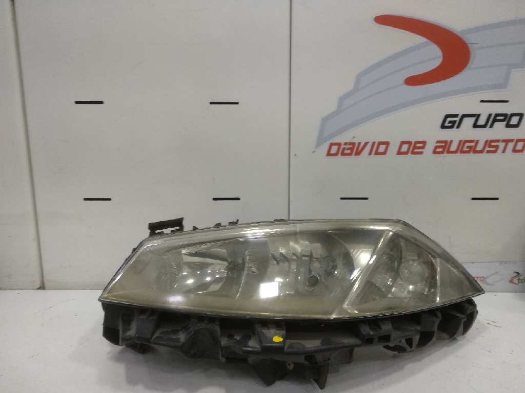 FARO IZQUIERDO RENAULT MEGANE II BERLINA 5P Confort Authentique