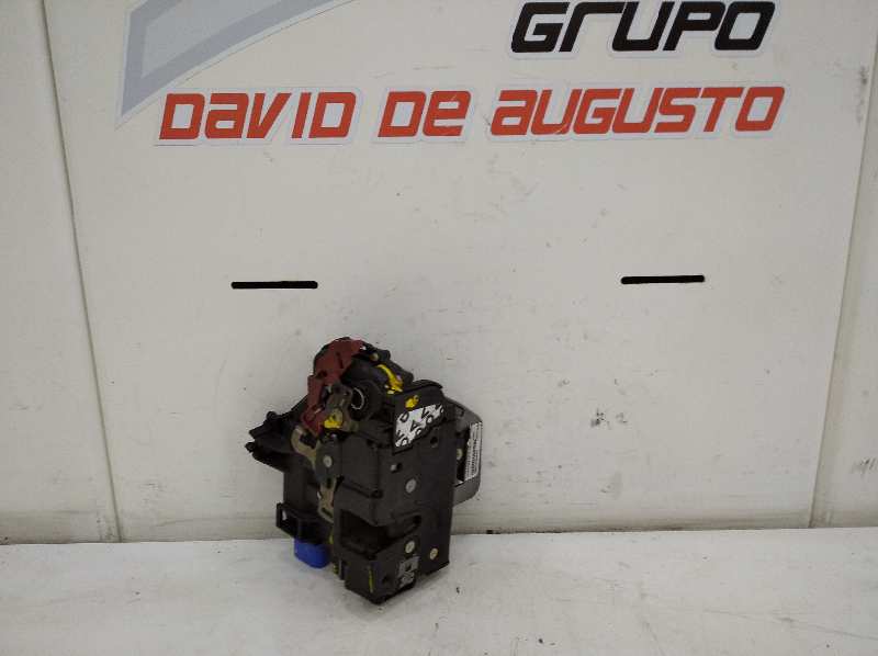 CERRADURA PUERT DELANTERA DERECHA AUDI A3 (8P) 1.9 TDI Ambiente