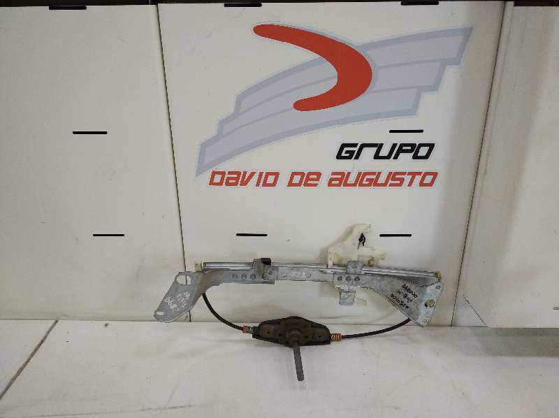 ELEVALUNAS TRASERO IZQUIERDO FORD FIESTA (CBK) Ambiente