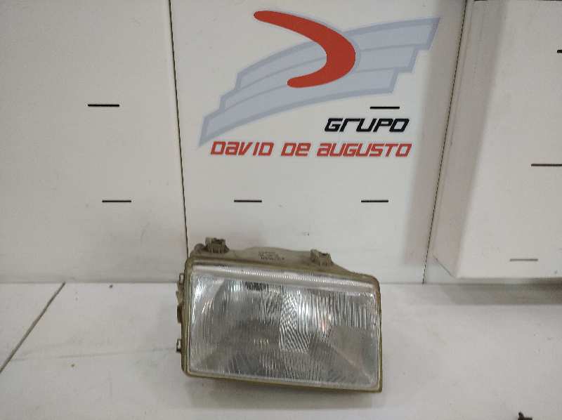FARO DERECHO RENAULT TRAFIC 2.1 Diesel