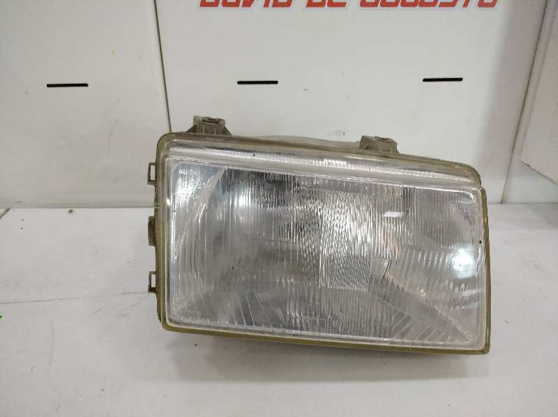 FARO DERECHO RENAULT TRAFIC 2.1 Diesel