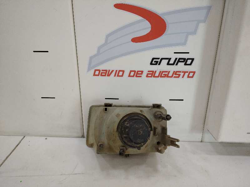FARO DERECHO RENAULT TRAFIC 2.1 Diesel