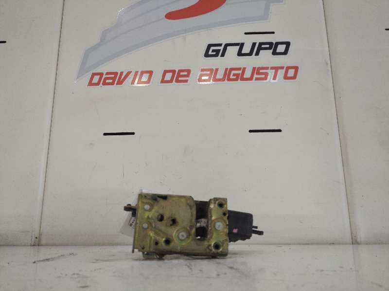 CERRADURA PUERT  TRASERA IZQUIERDA PEUGEOT 205 BERLINA
