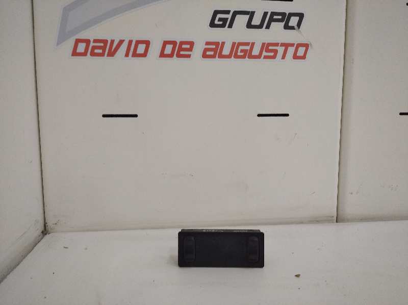 MANDO ELEVALUNAS CENTRAL FORD SIERRA BERLINA 2.0 V6 (90 CV) 4 velocidades