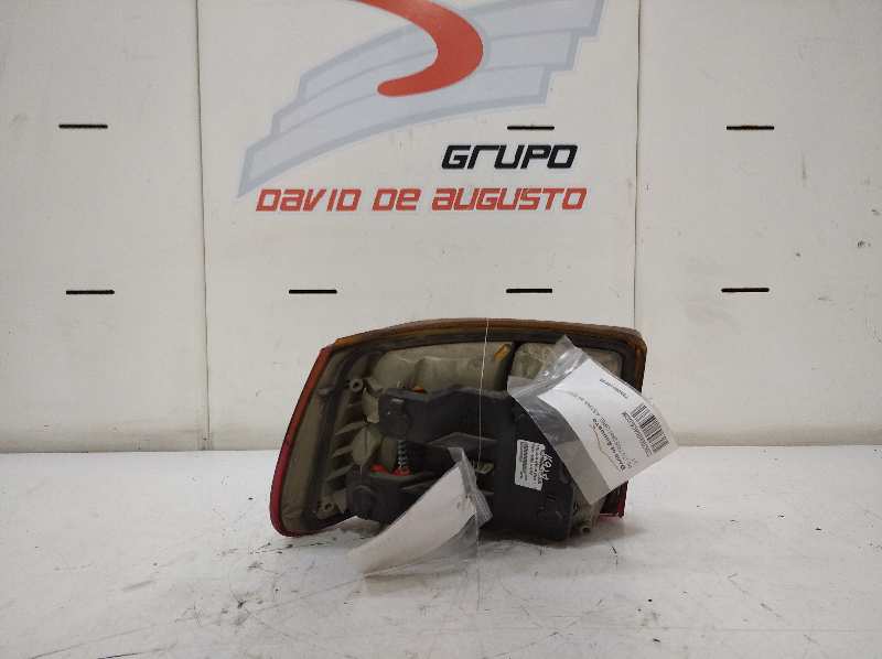 PILOTO TRASERO DERECHO OPEL ASTRA F BERLINA Básico
