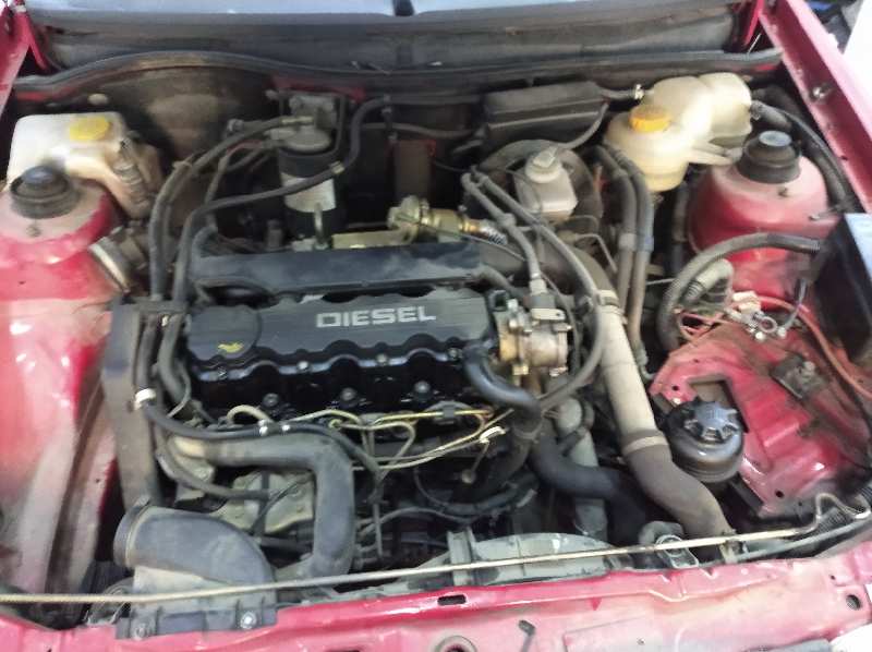OPEL ASTRA F BERLINA Básico Motor 1,6 Ltr. - 55 kW