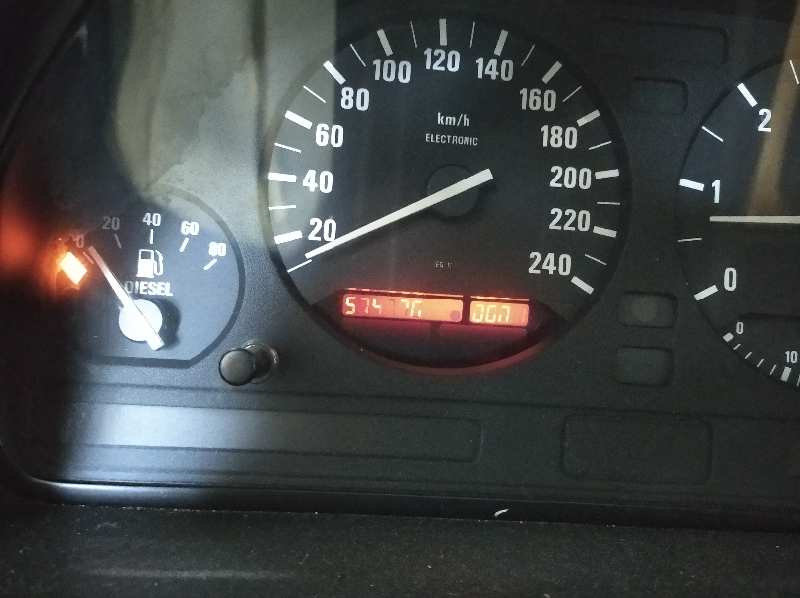 BMW SERIE 5 BERLINA (E39) 525tds Motor 2,5 Ltr. - 105 kW Turbodiesel CAT
