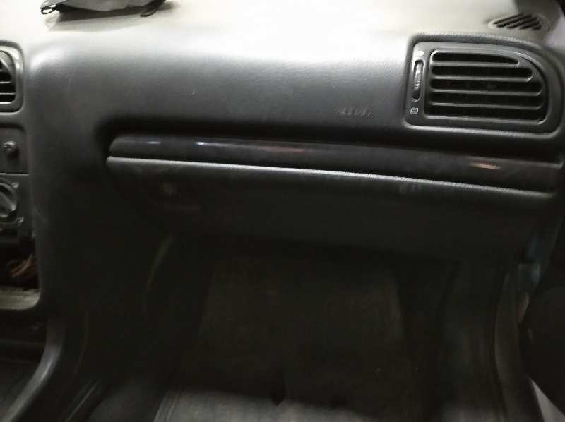 PEUGEOT 406 BERLINA (S1/S2) SR Motor 1,8 Ltr. - 85 kW 16V CAT