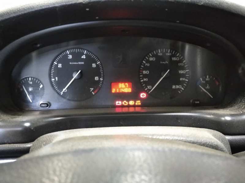 PEUGEOT 406 BERLINA (S1/S2) SR Motor 1,8 Ltr. - 85 kW 16V CAT
