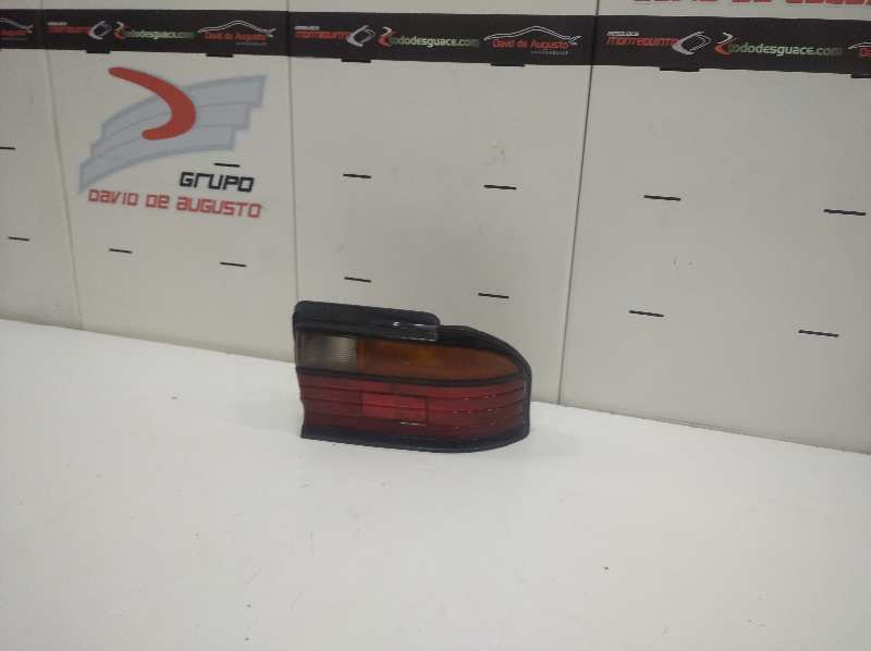 PILOTO TRASERO DERECHO MITSUBISHI GALANT FAMILIAR (EA0) *