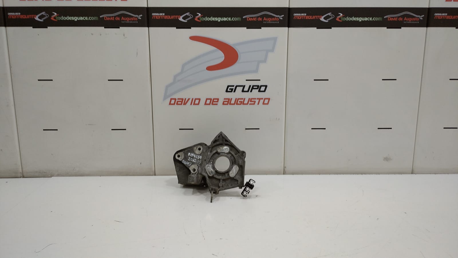 SOPORTE BOMBA INYECCION RENAULT LAGUNA II (BG0) 1.9 dCi Diesel