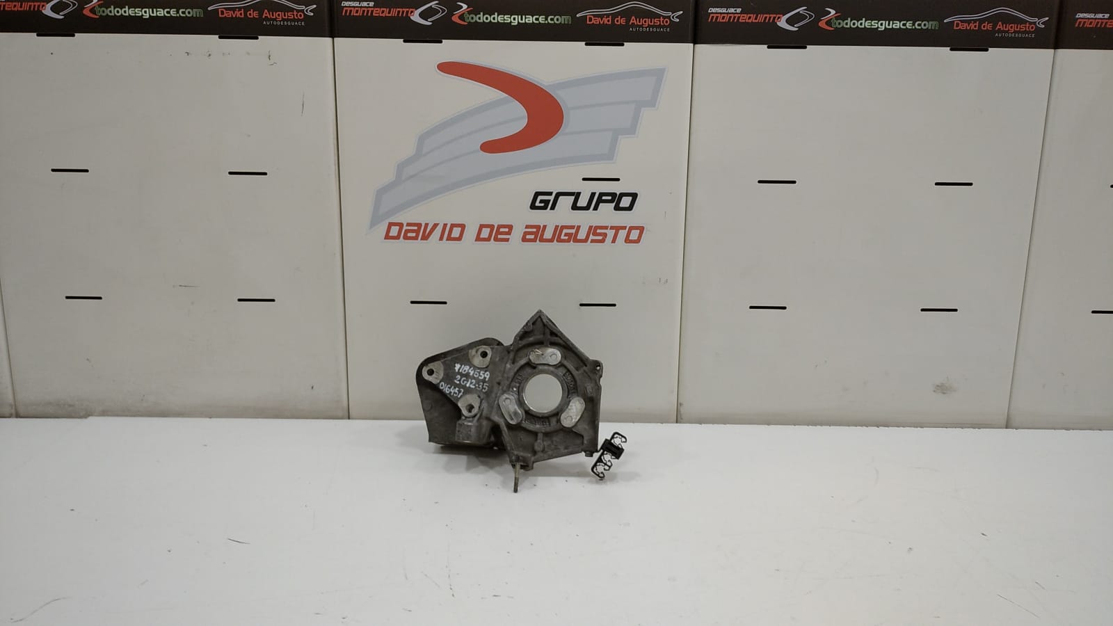 SOPORTE BOMBA INYECCION RENAULT LAGUNA II (BG0) 1.9 dCi Diesel
