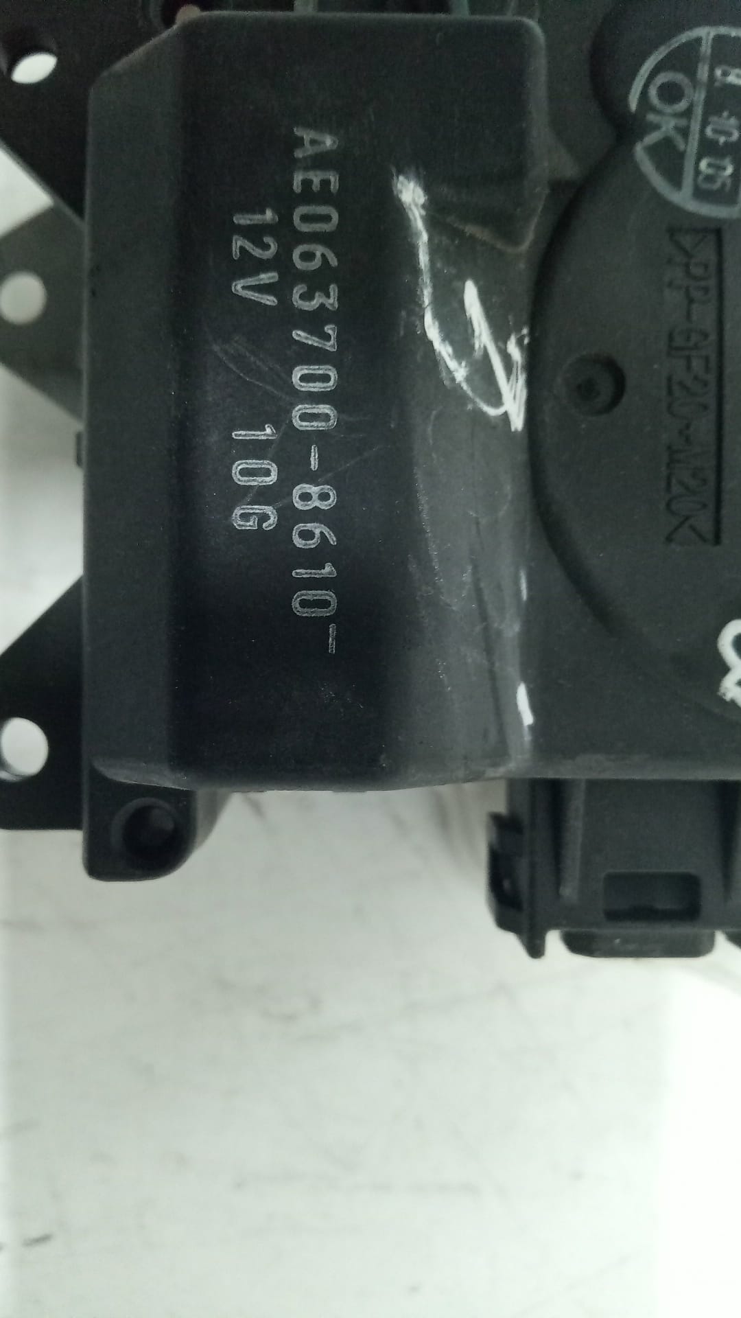 MOTOR TRAMPILLA CLIMATIZACION TOYOTA AVENSIS BERLINA (T25) *