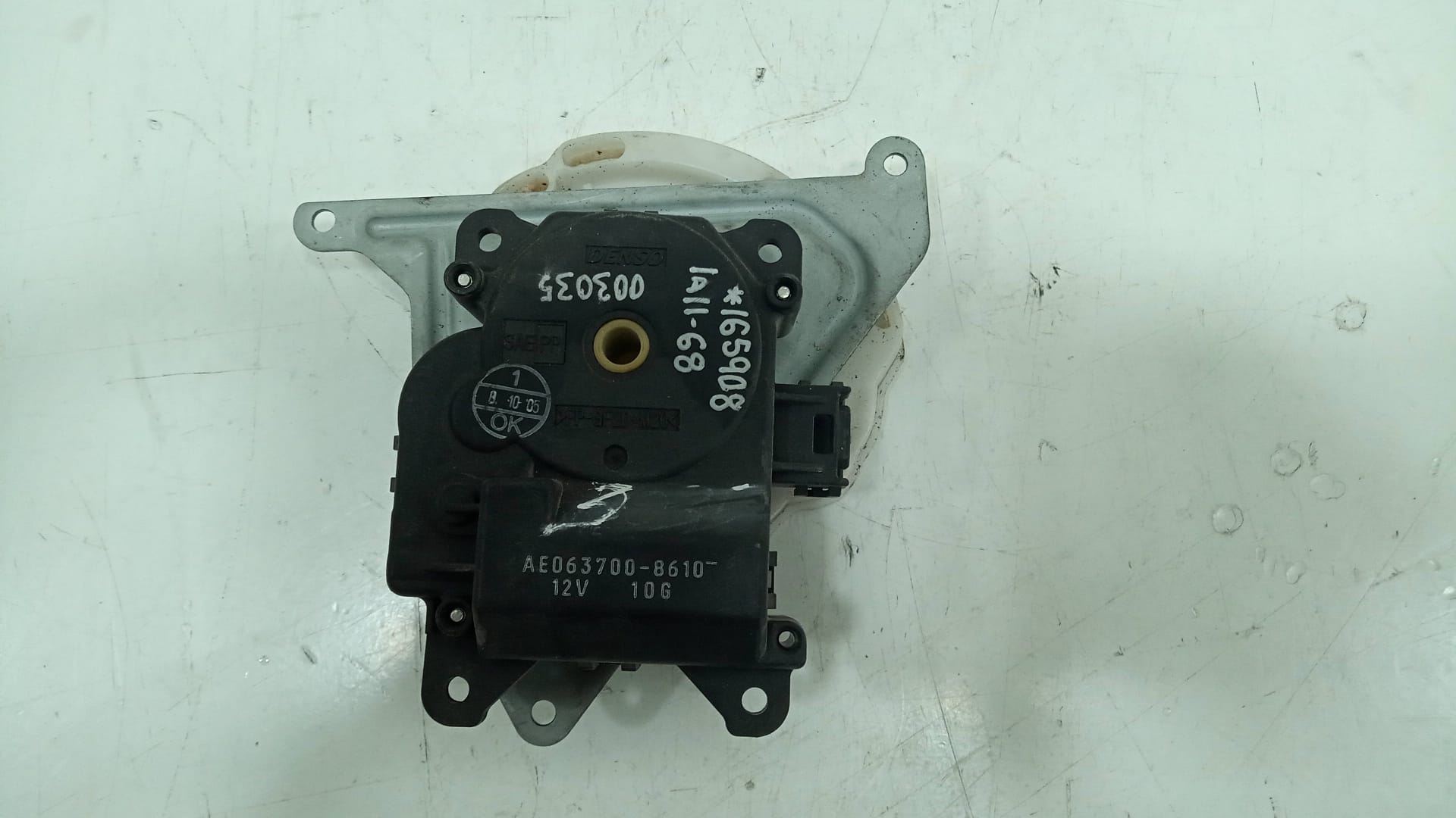 MOTOR TRAMPILLA CLIMATIZACION TOYOTA AVENSIS BERLINA (T25) *