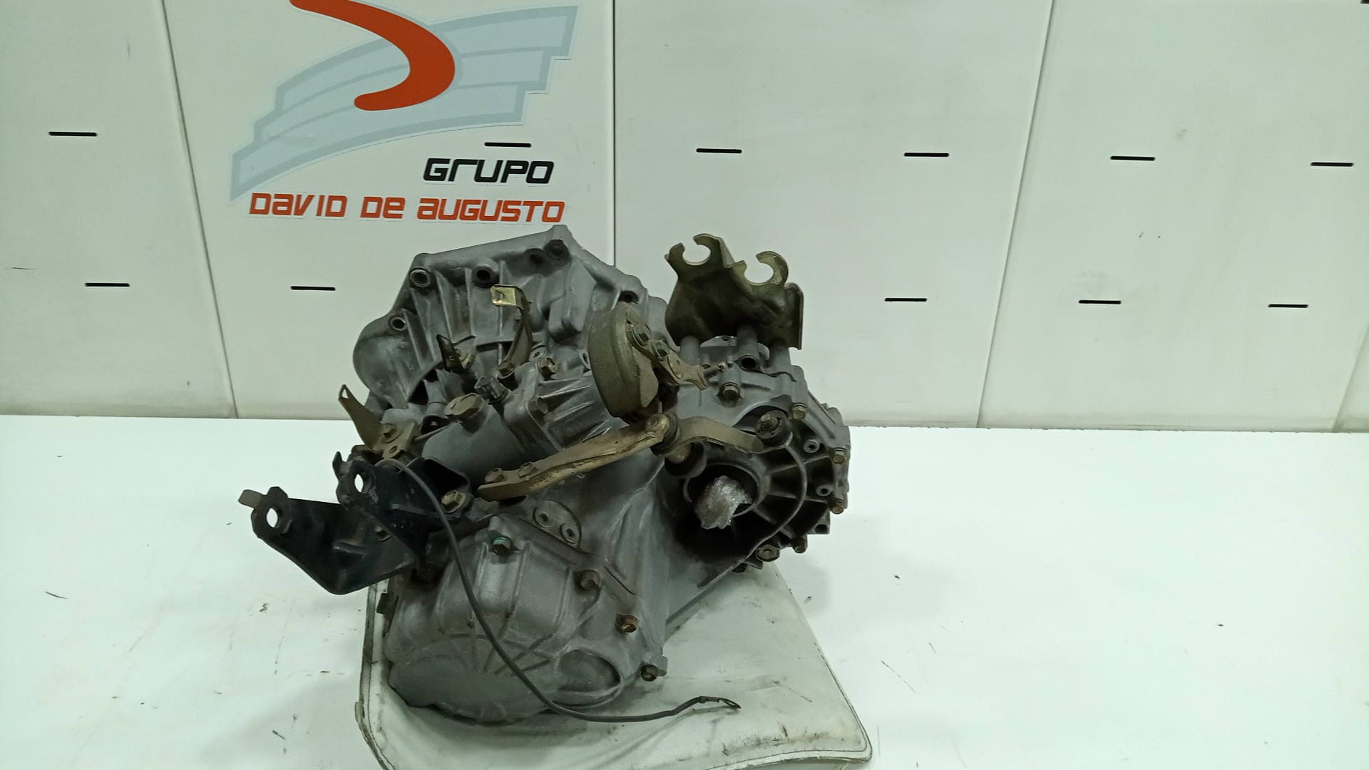 CAJA CAMBIOS TOYOTA COROLLA (E12) 1.6 Linea Luna Berlina