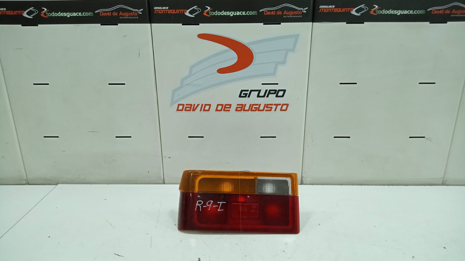 PILOTO TRASERO IZQUIERDO RENAULT 9