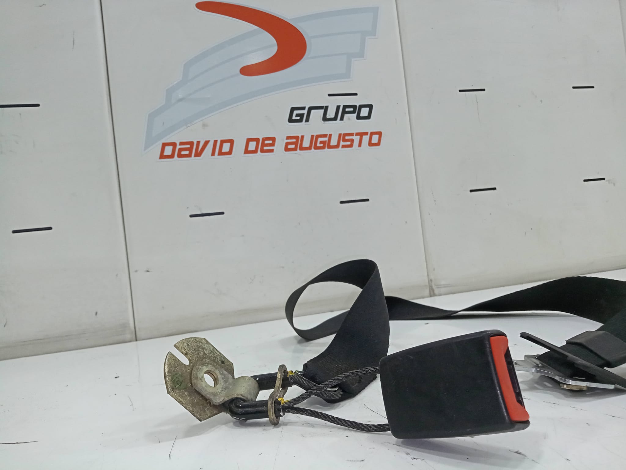 CINTURON SEGURIDAD TRASERO CENTRAL FORD MONDEO BERLINA (GD) Ambiente