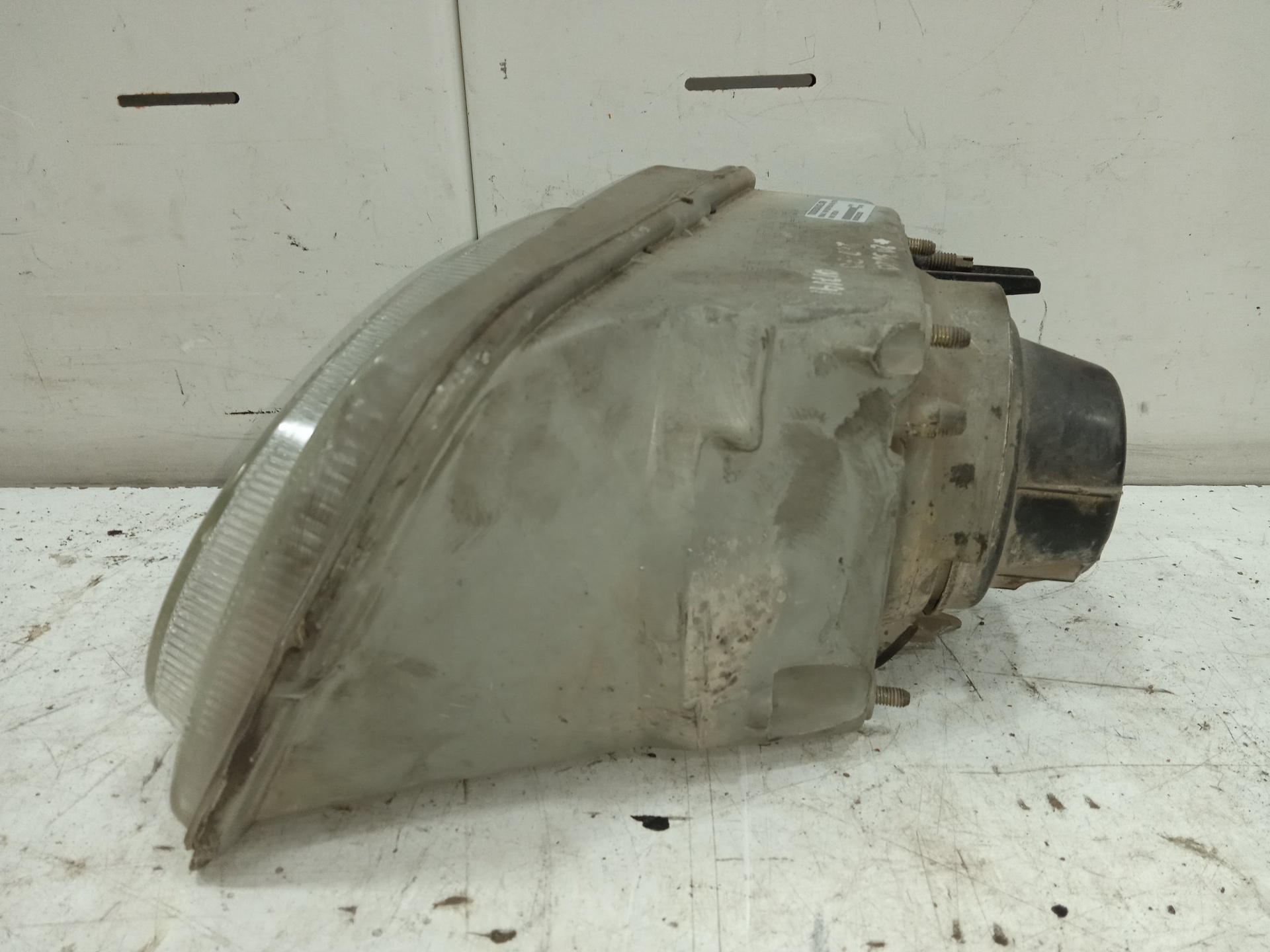 FARO DERECHO RENAULT RAPID/EXPRESS (F40) 1.9 D Familiar (F40P)
