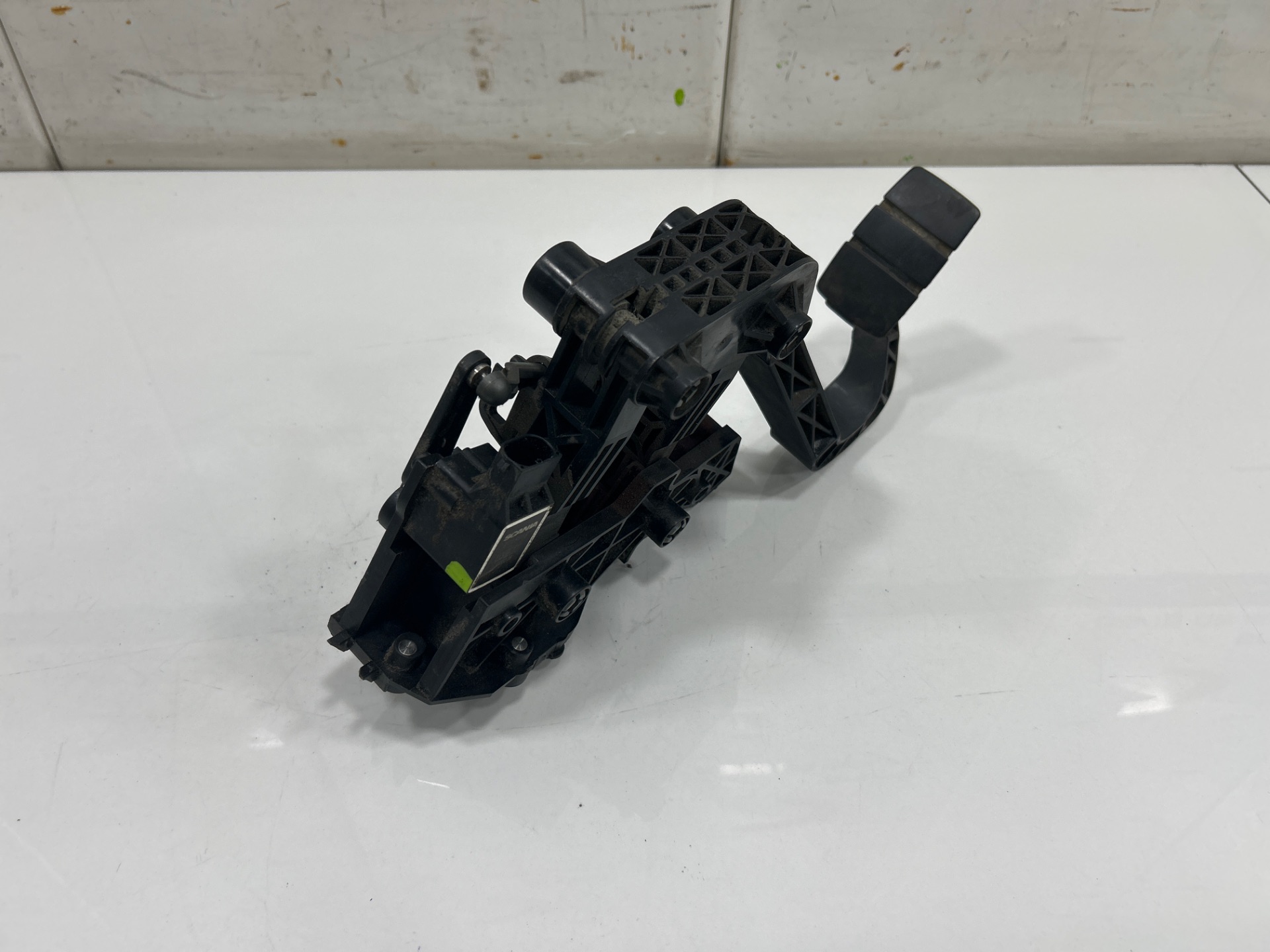 MOTOR LIMPIA DELANTERO SCANIA SERIE P/G/R (C-CLASE) FSa G320 (4x2) Corto CG 14