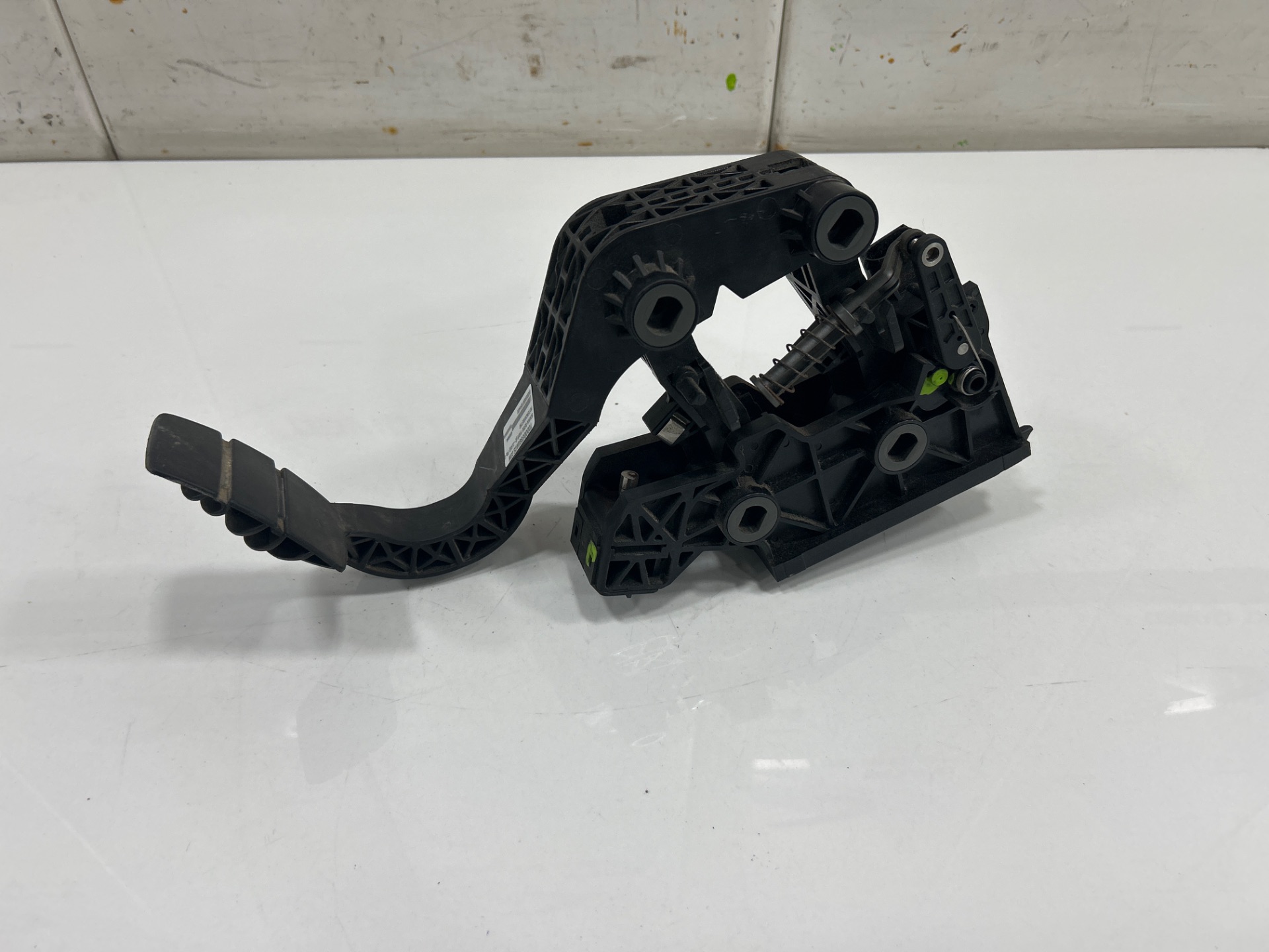 MOTOR LIMPIA DELANTERO SCANIA SERIE P/G/R (C-CLASE) FSa G320 (4x2) Corto CG 14
