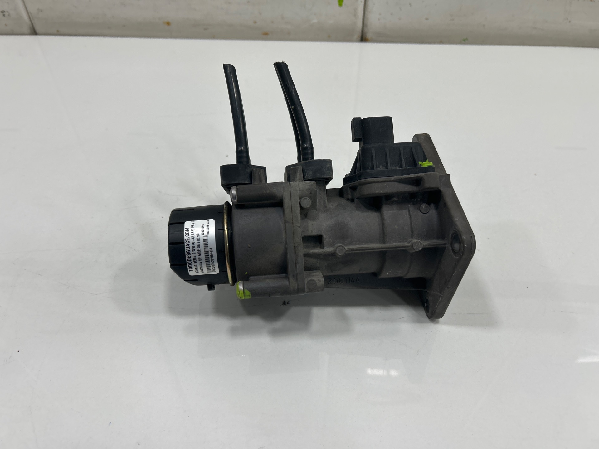 MOTOR ELEVALUNAS DELANTERO DERECHO SCANIA SERIE P/G/R (C-CLASE) FSa G320 (4x2) Corto CG 14
