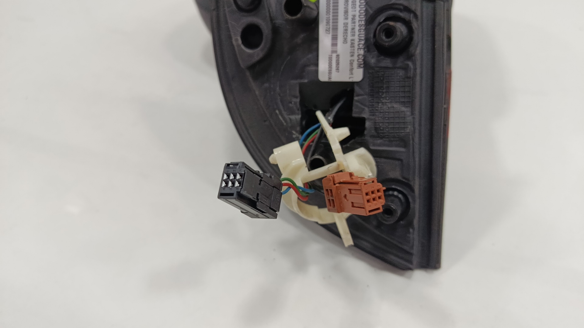 RETROVISOR DERECHO PEUGEOT PARTNER KASTEN Confort L1