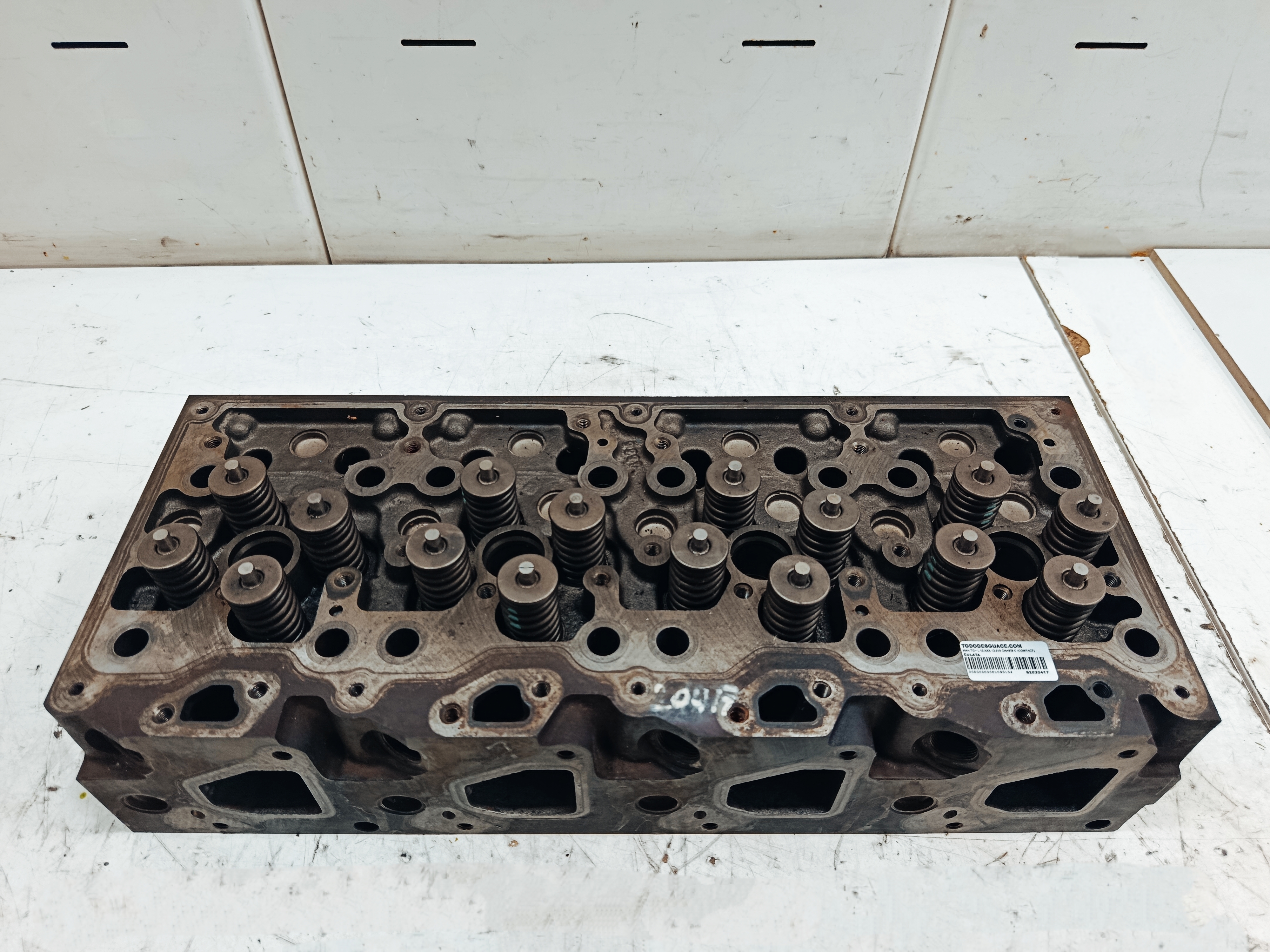 CULATA MAN TG - L 12.XXX 12.210   Chasis C (Compact)   |   01.05 - 12.09