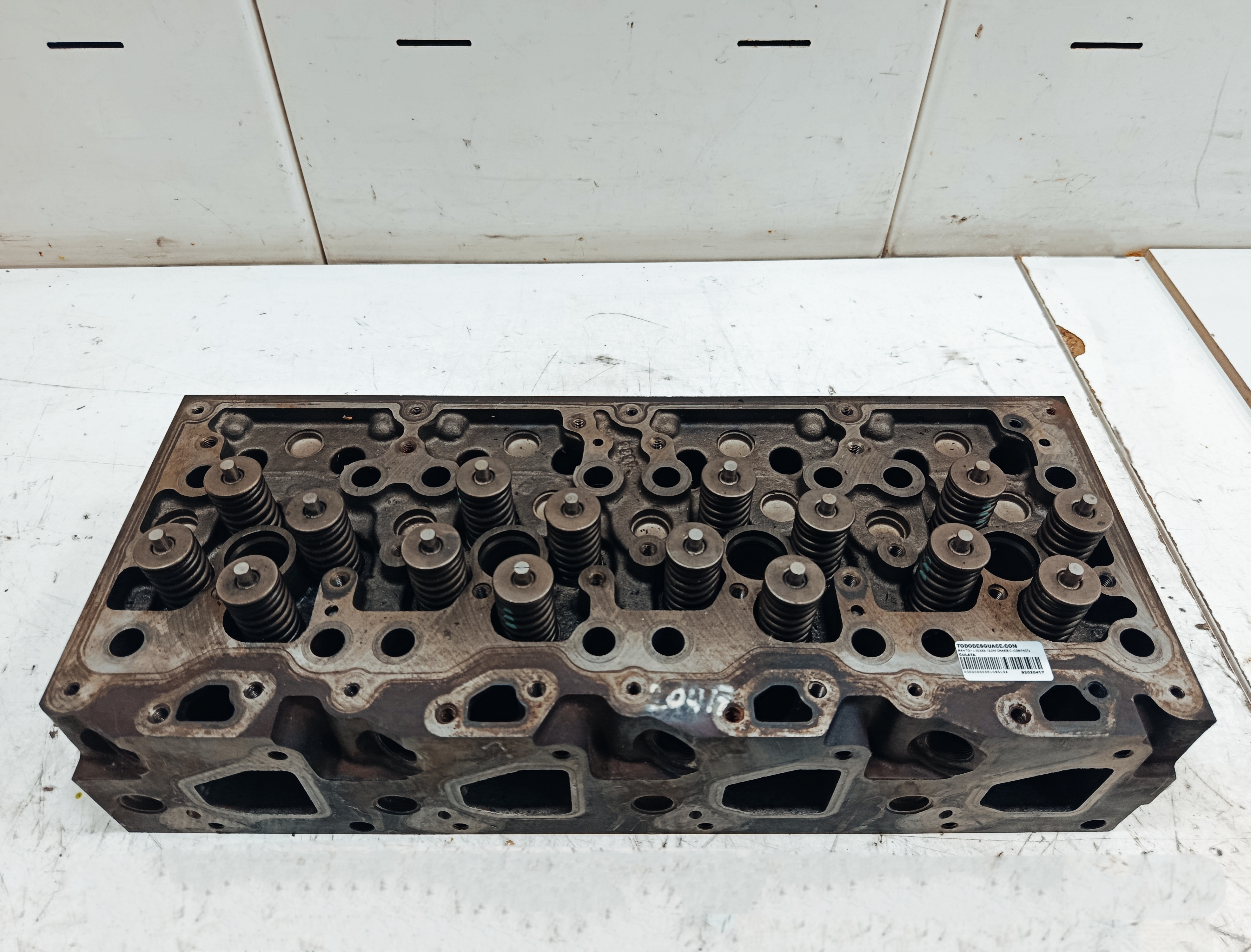 CULATA MAN TG - L 12.XXX 12.210   Chasis C (Compact)   |   01.05 - 12.09