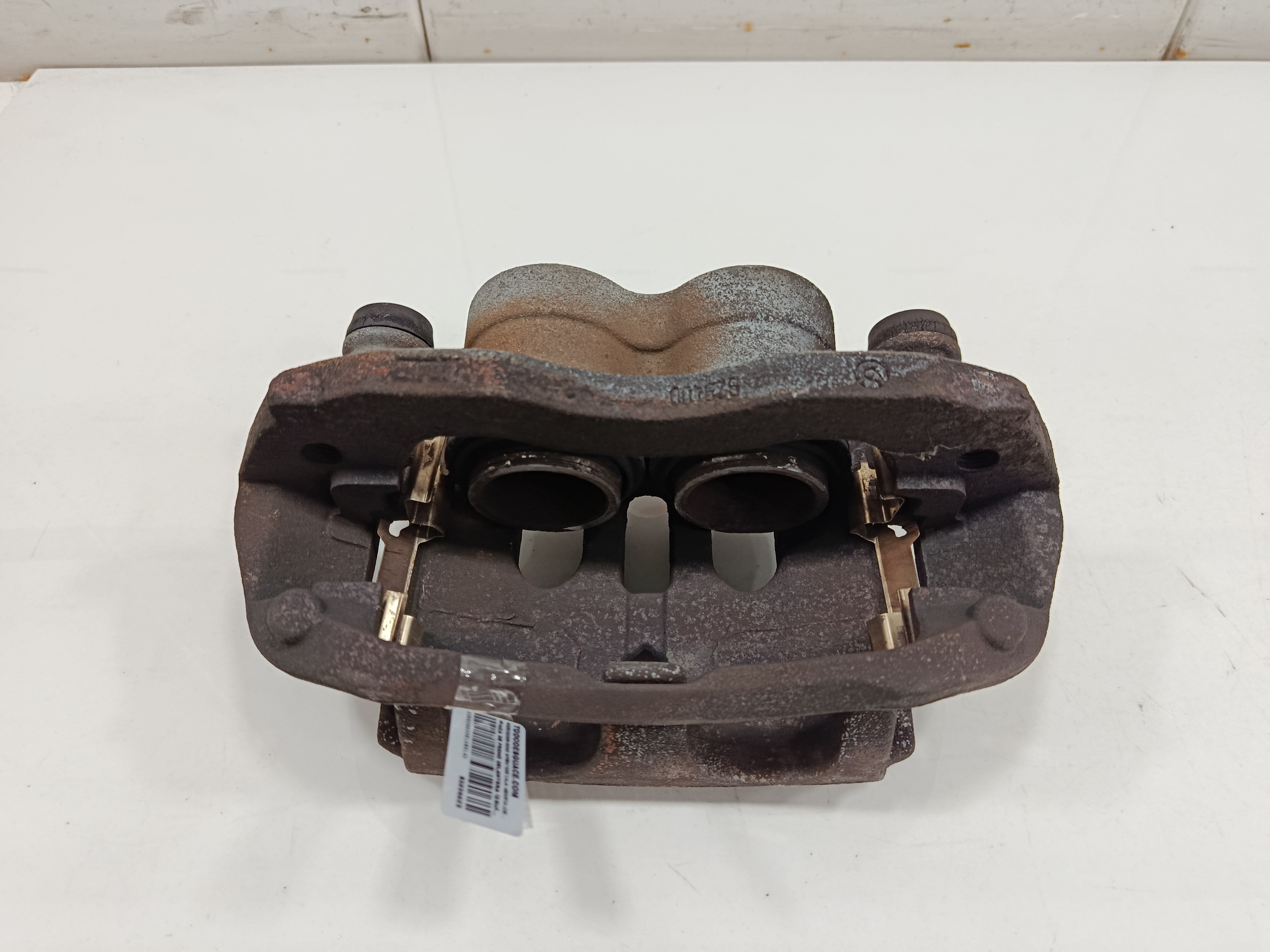 PINZA DE FRENO DELANTERA IZQUIERDA MERCEDES-BENZ SPRINTERII CAJA ABIERTA (DESDE 01.06) 309/311/313/315          CDI  (906.131/132/133/134/135/136)