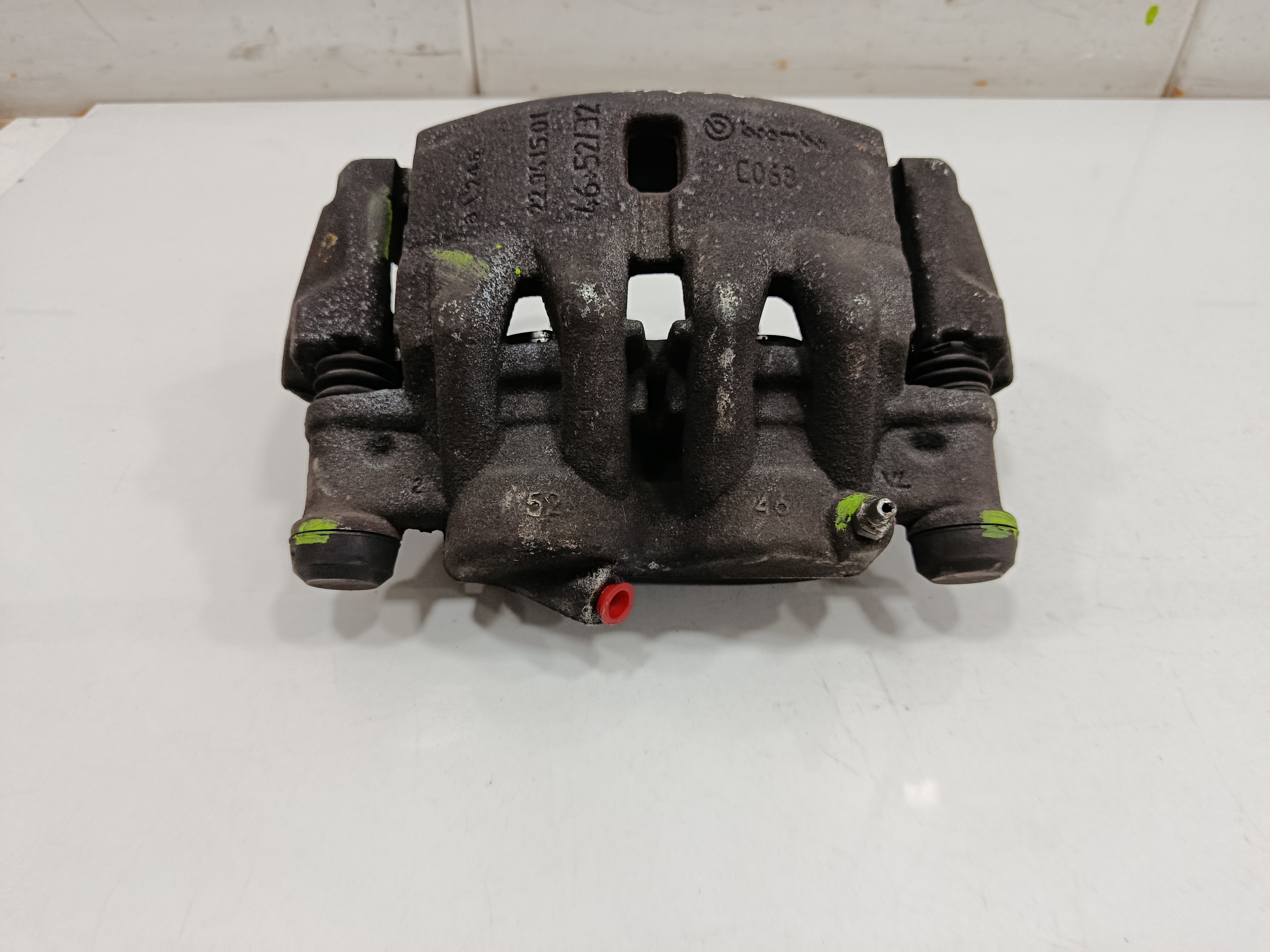 PINZA DE FRENO DELANTERA IZQUIERDA PEUGEOT BOXER CAJA CERRADA (RS 3000) (330/333) 2007 ->) HDi (333)