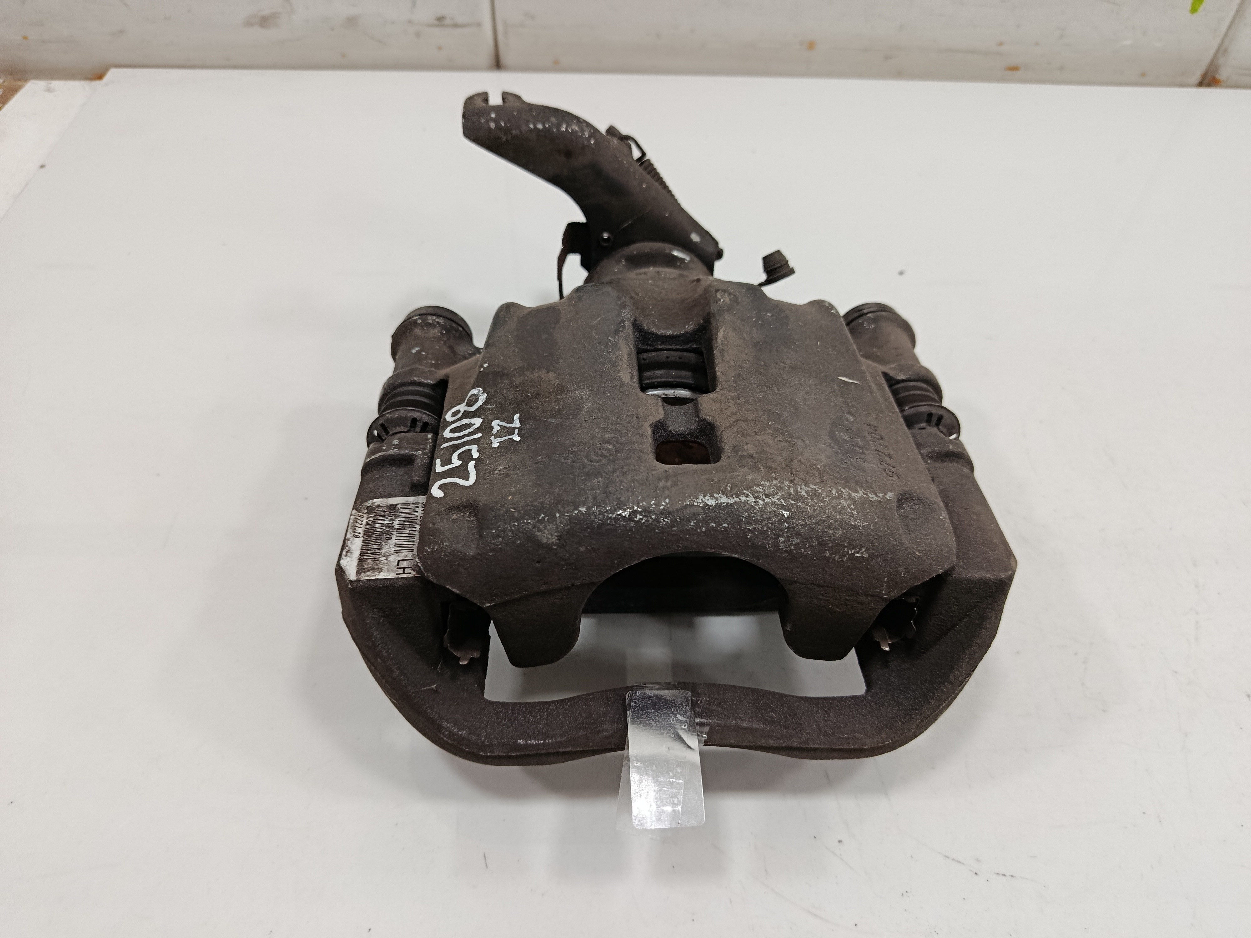 PINZA DE FRENO TRASERA IZQUIERDA IVECO DAILY CONF. PAQUETERÍA (SOMMER) Cabina simple 35 S... batalla 3750