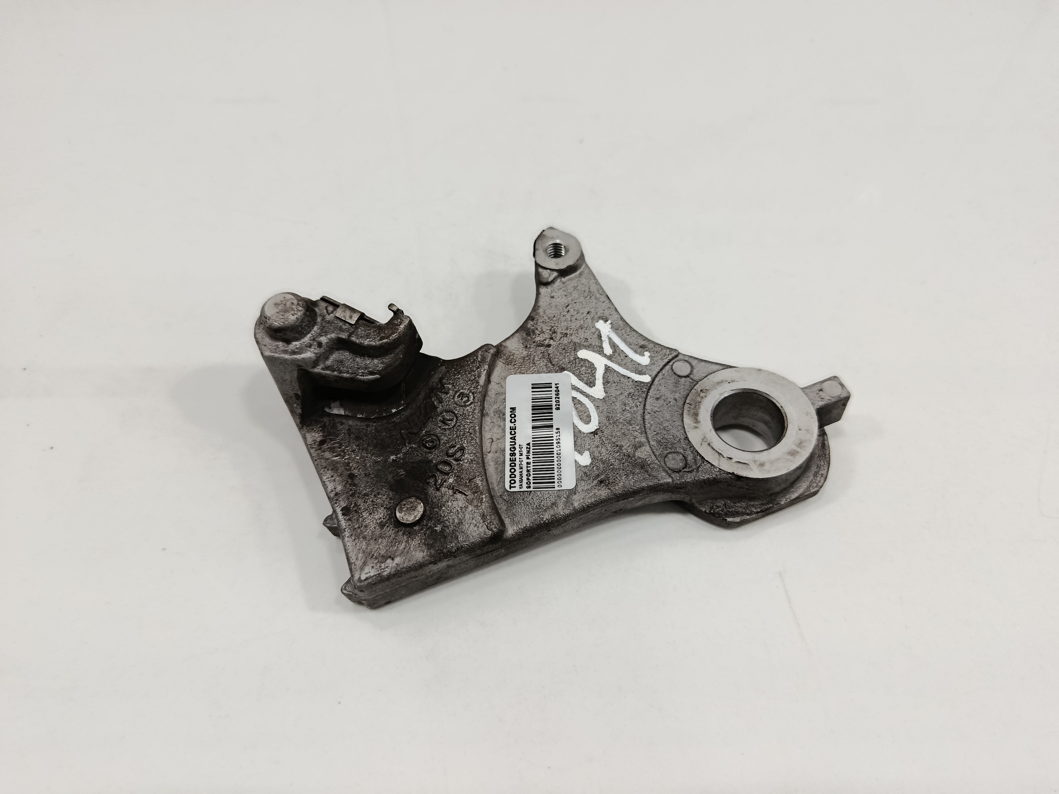 SOPORTE PINZA YAMAHA MT-07 MT-07