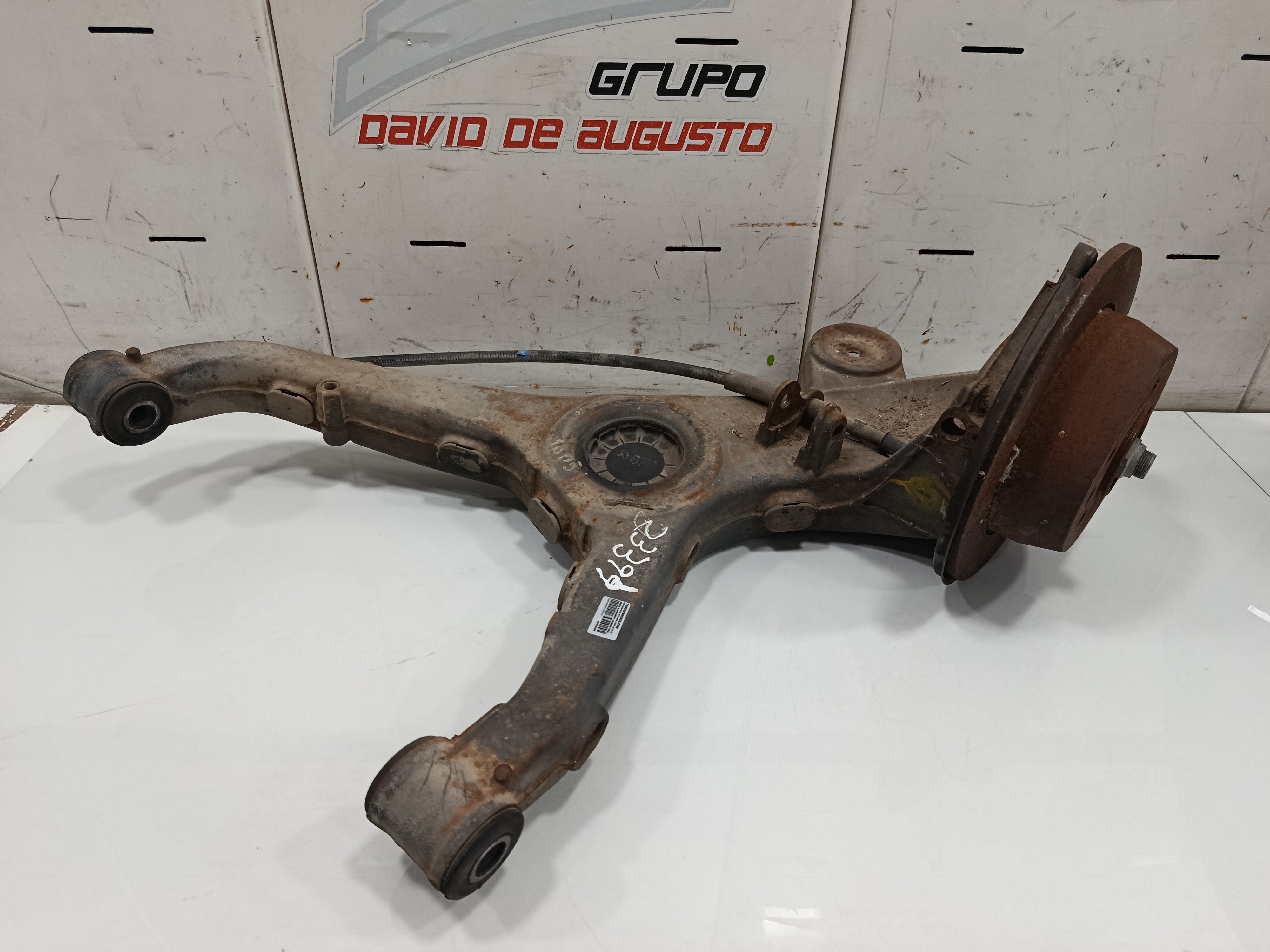 BRAZO SUSPENSION TRASERO IZQUIERDO MERCEDES-BENZ VITO (W638) COMBI 108 CDI    (638.194)