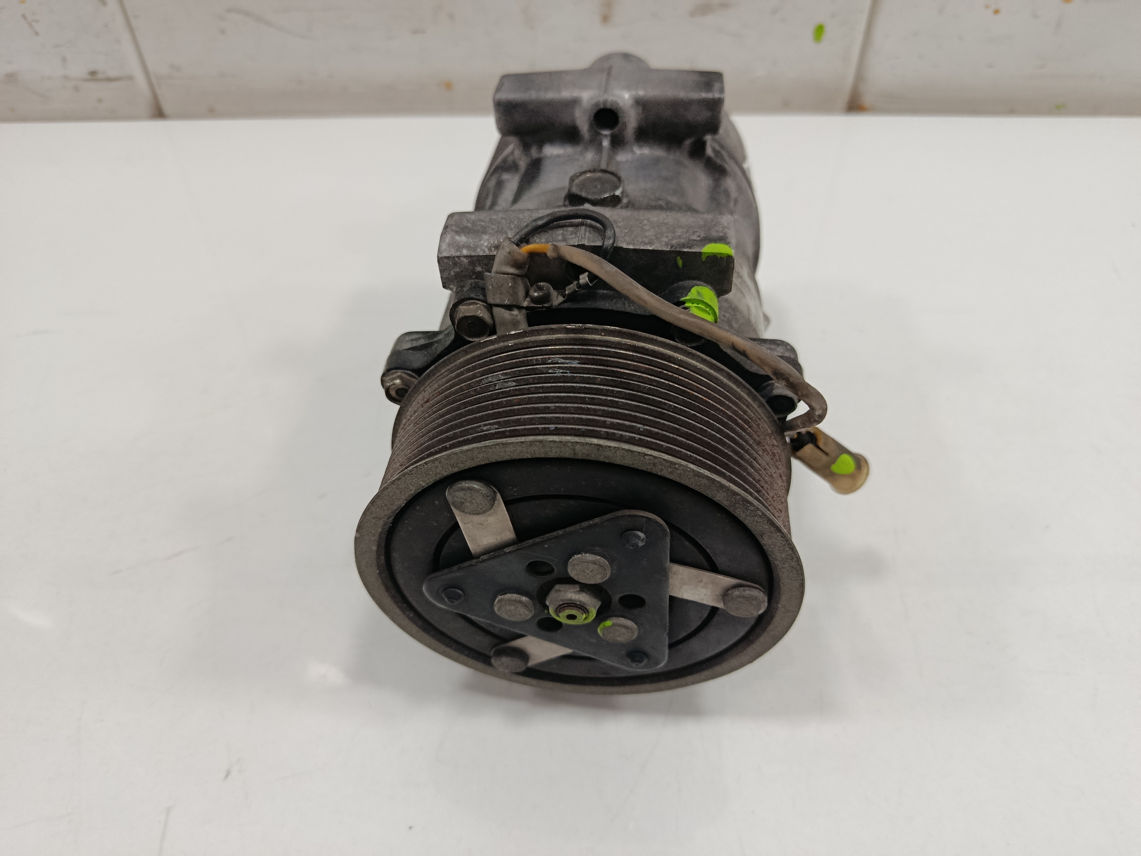 COMPRESOR AIRE ACONDICIONADO RENAULT MIDLUM FG   XXX.12                   E5 Cabina doble