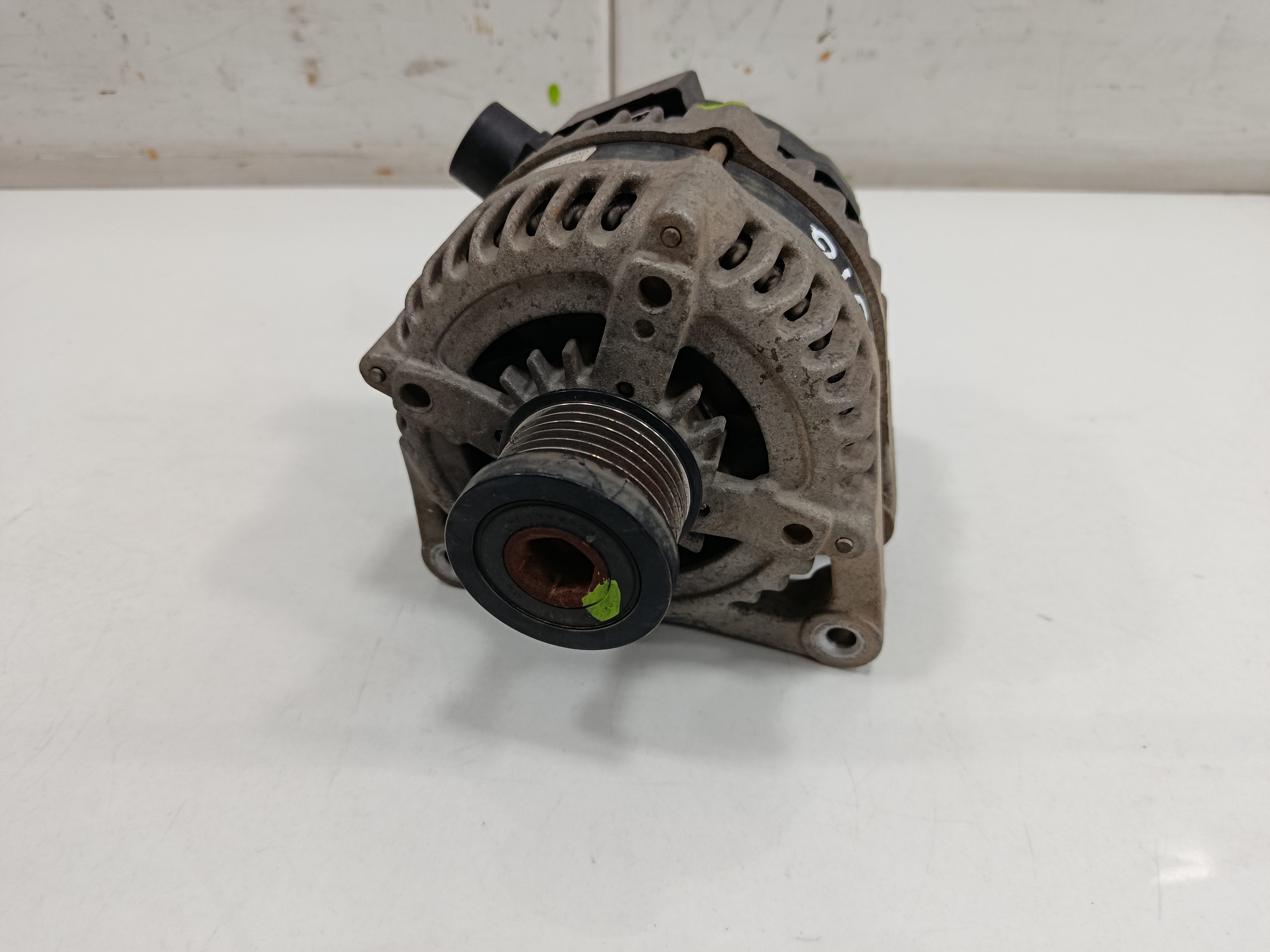 ALTERNADOR foto 2
