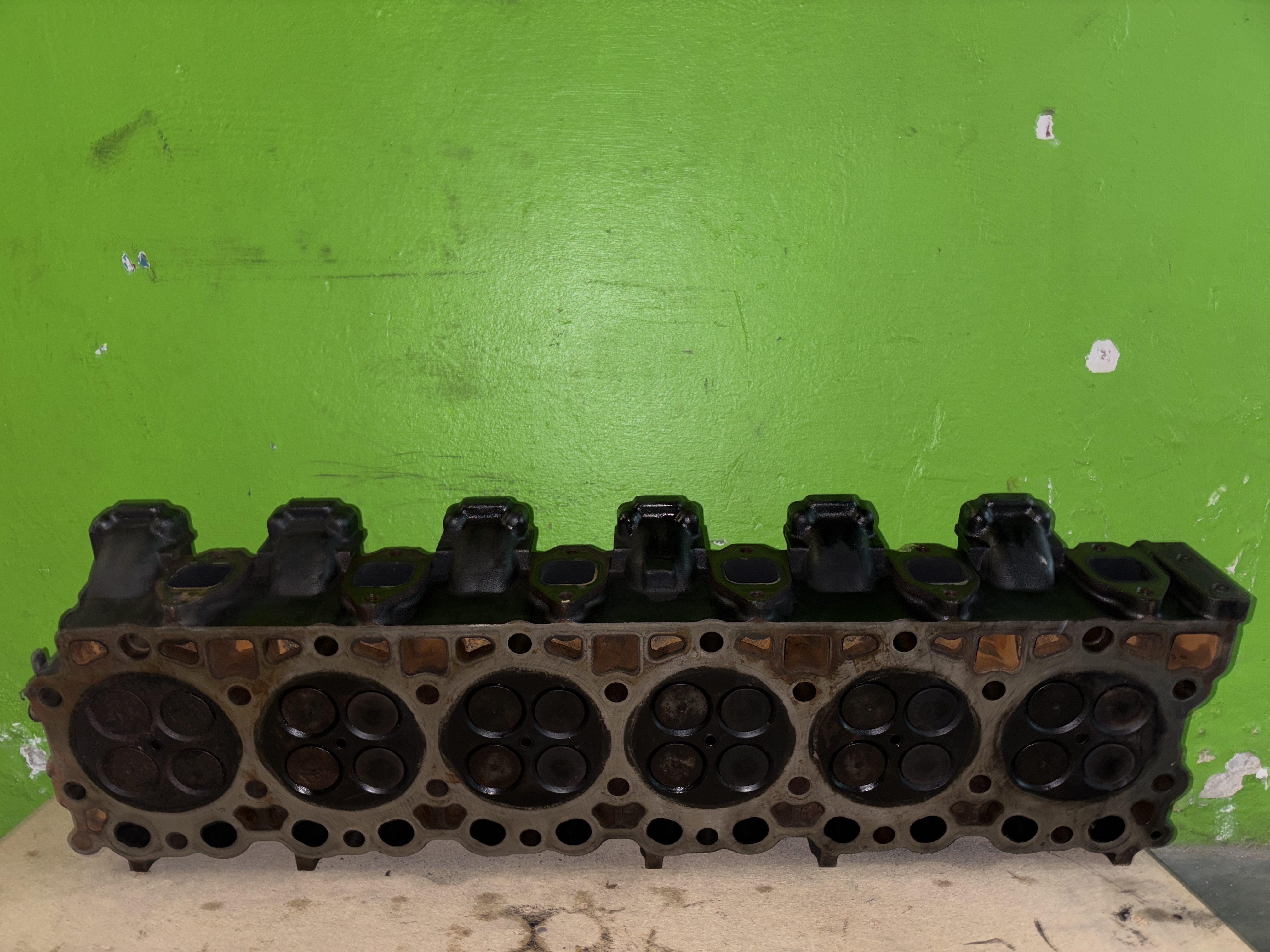 CULATA RENAULT MIDLUM FG   XXX.12                   E5 Cabina doble