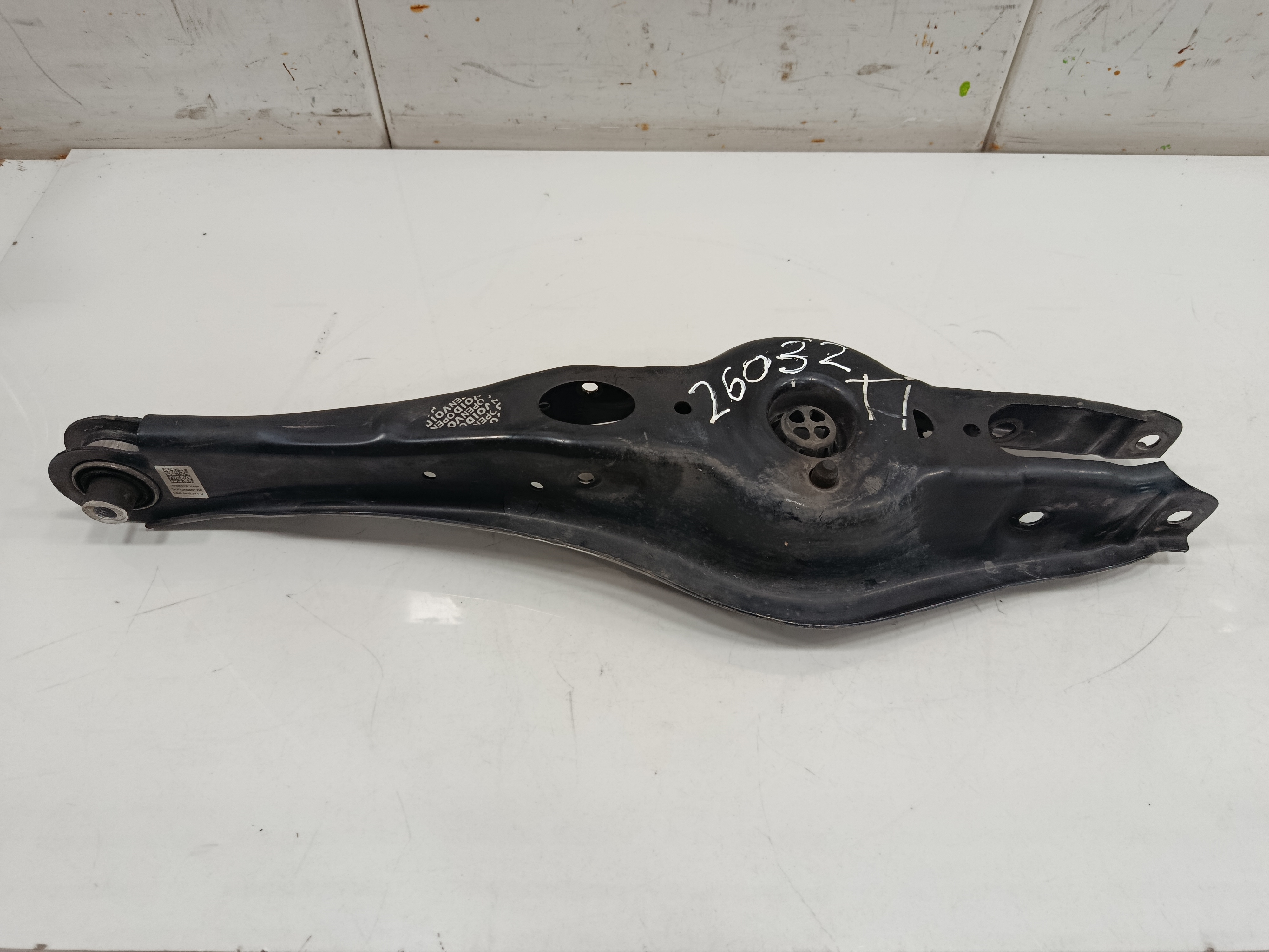 BRAZO SUSPENSION INFERIOR TRASERO IZQUIERDO VOLKSWAGEN GOLF VII SPORTSVAN Advance