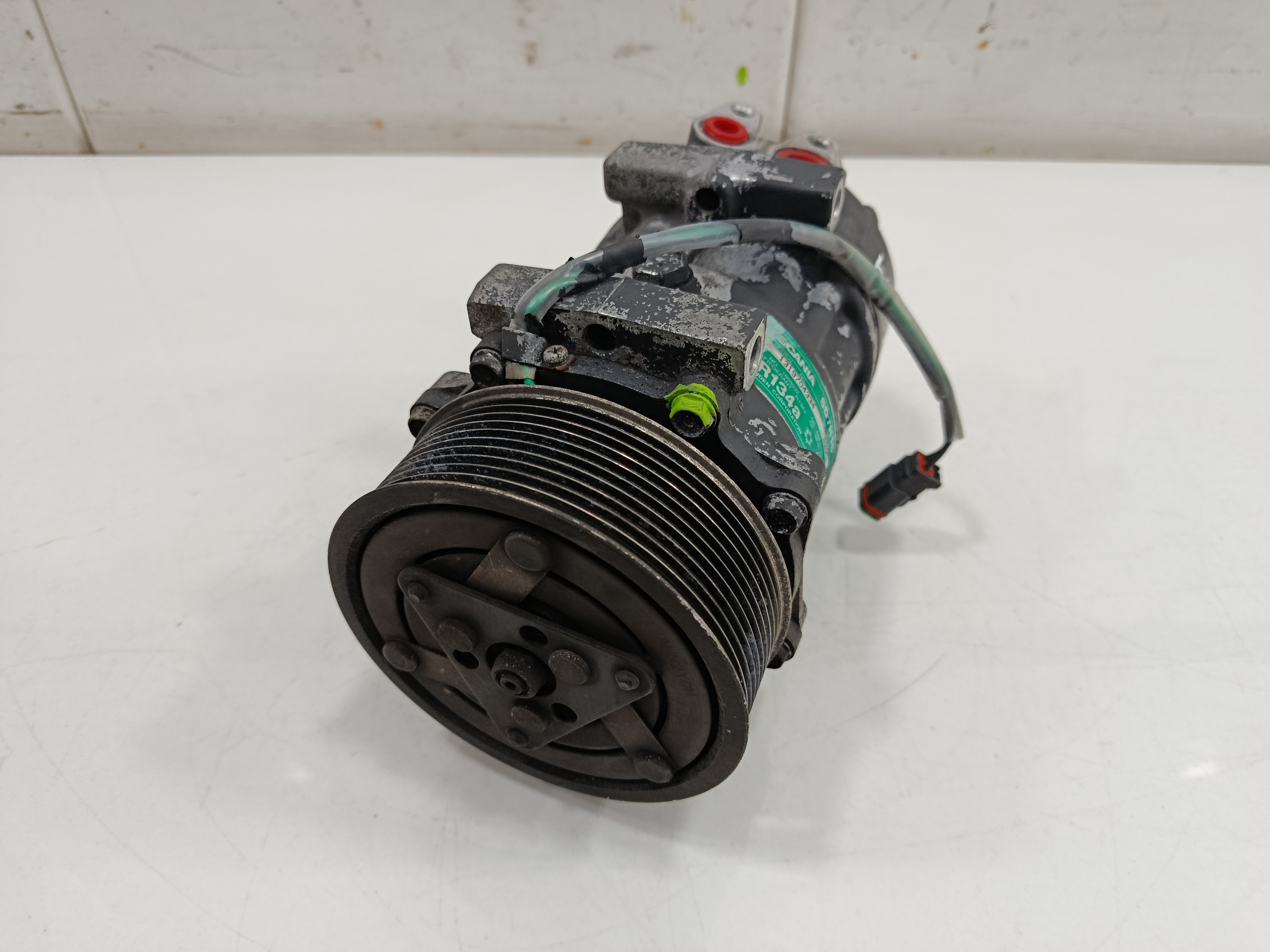 COMPRESOR AIRE ACONDICIONADO SCANIA SERIE P/G/R (C-CLASE) FSa G320 (4x2) Corto CG 14