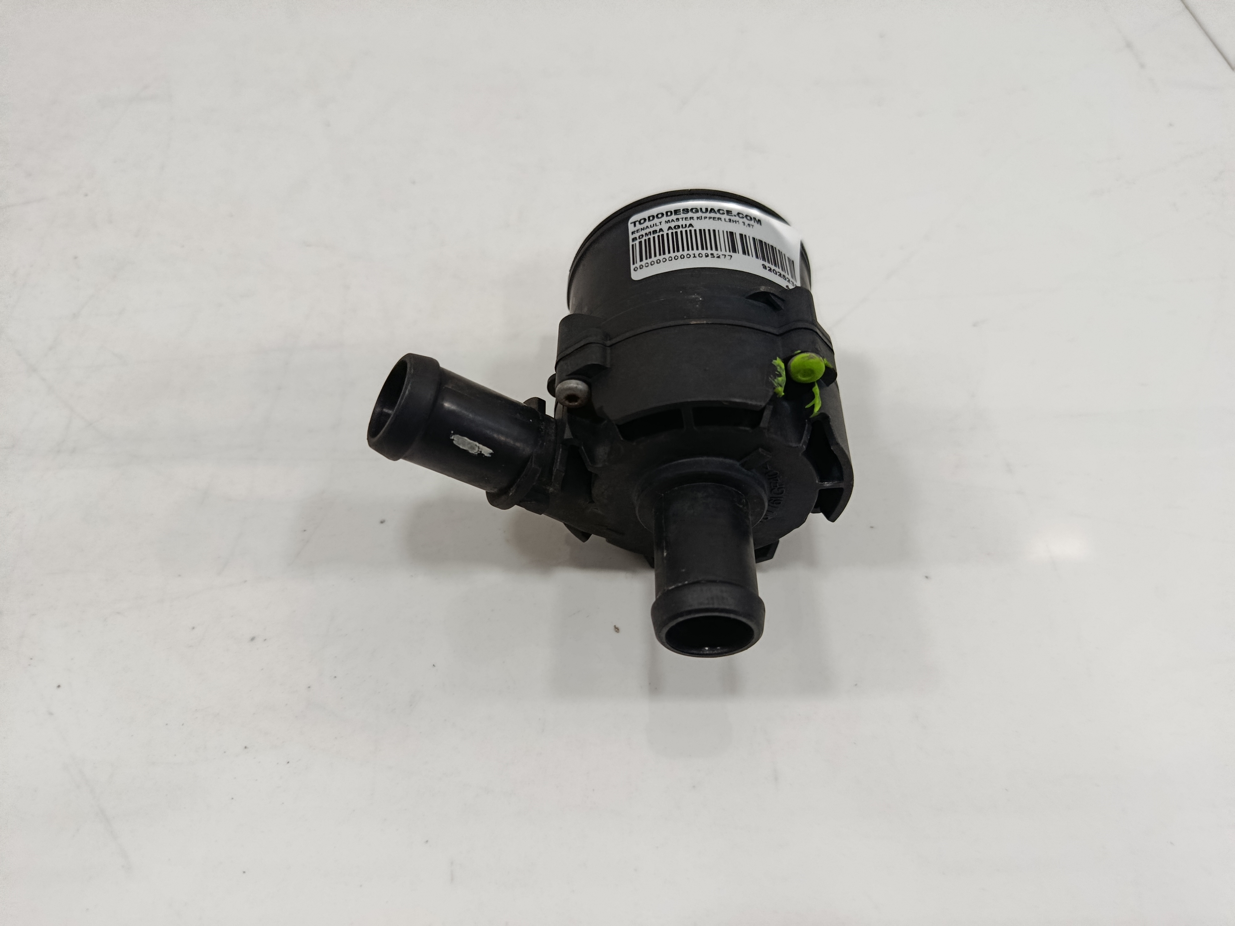 BOMBA AGUA RENAULT MASTER KIPPER L2H1 3,5t