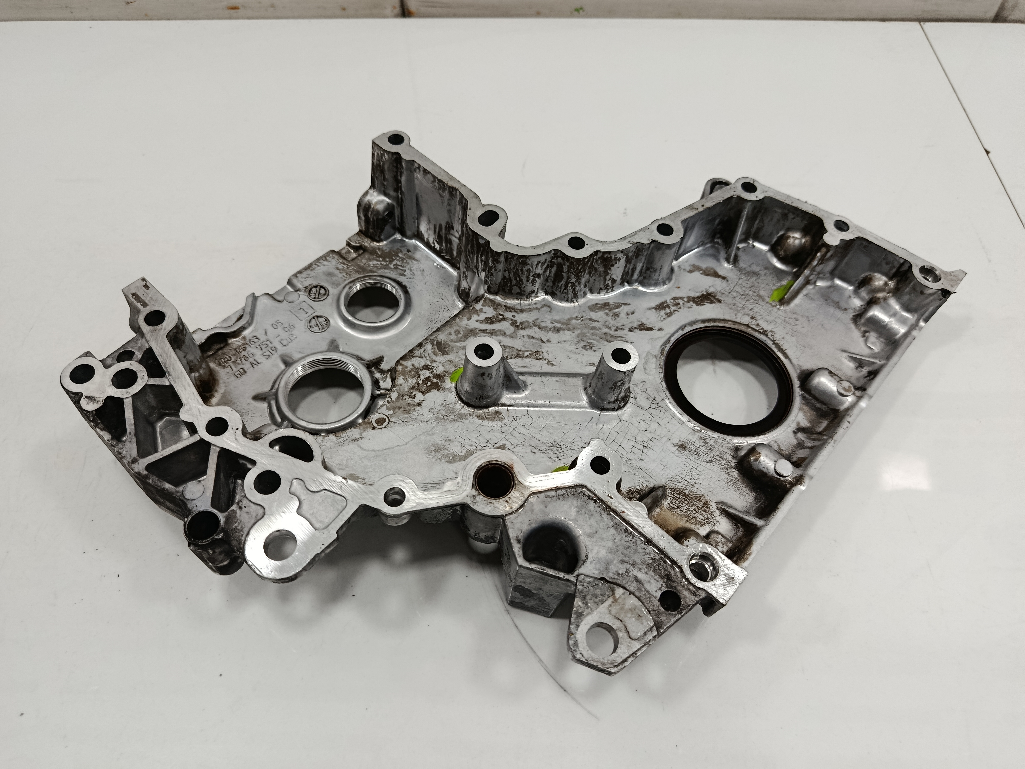 TAPA DISTRIBUCION BMW SERIE 5 BERLINA (E60) 530d