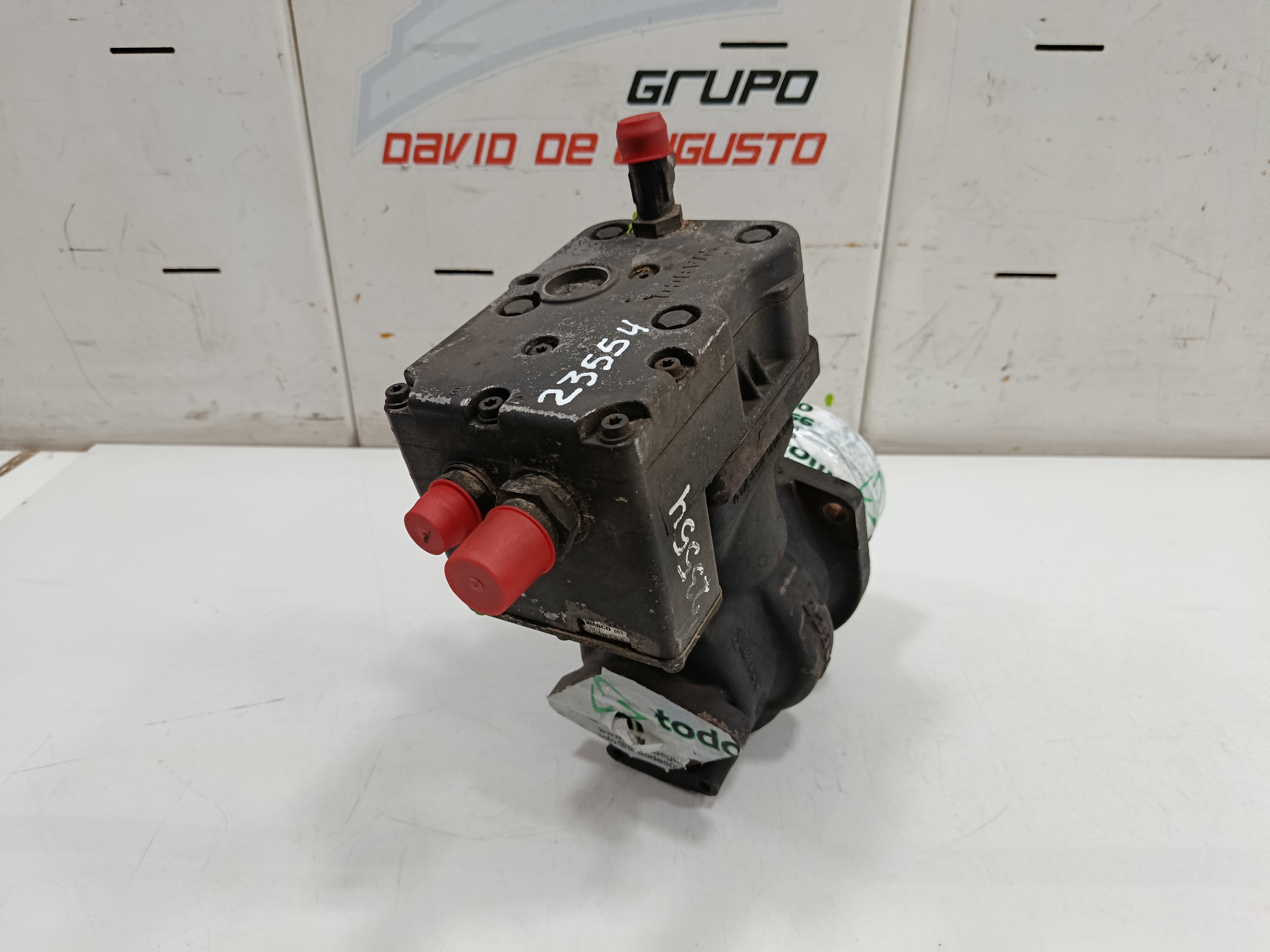 COMPRESOR IVECO STRALIS (AS) FSA T / P  4X2 Gran espacio