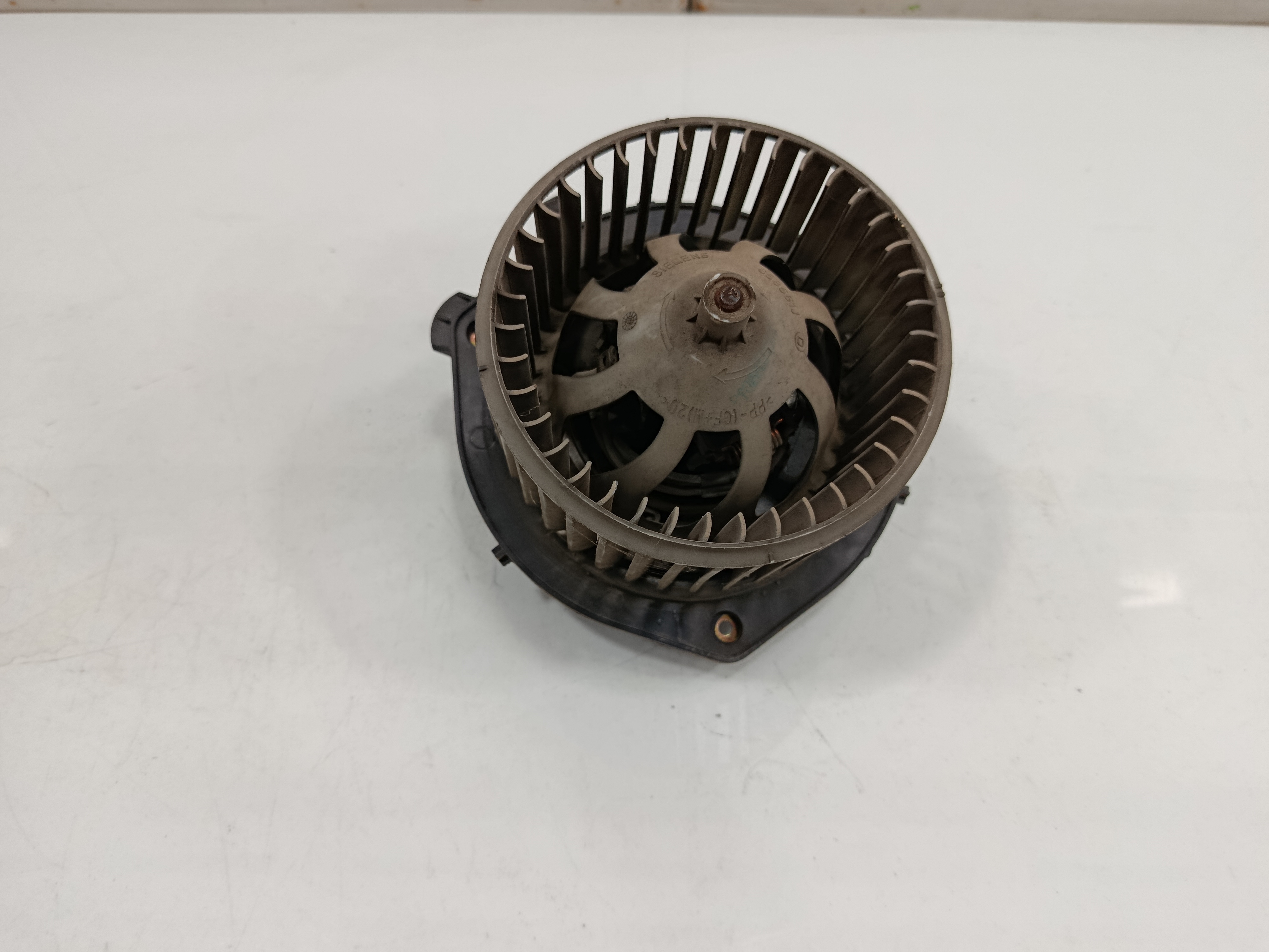 MOTOR CALEFACCION IVECO DAILY CAJA CERRADA (2006 =>) Caja cerrada 29L... batalla 3000L