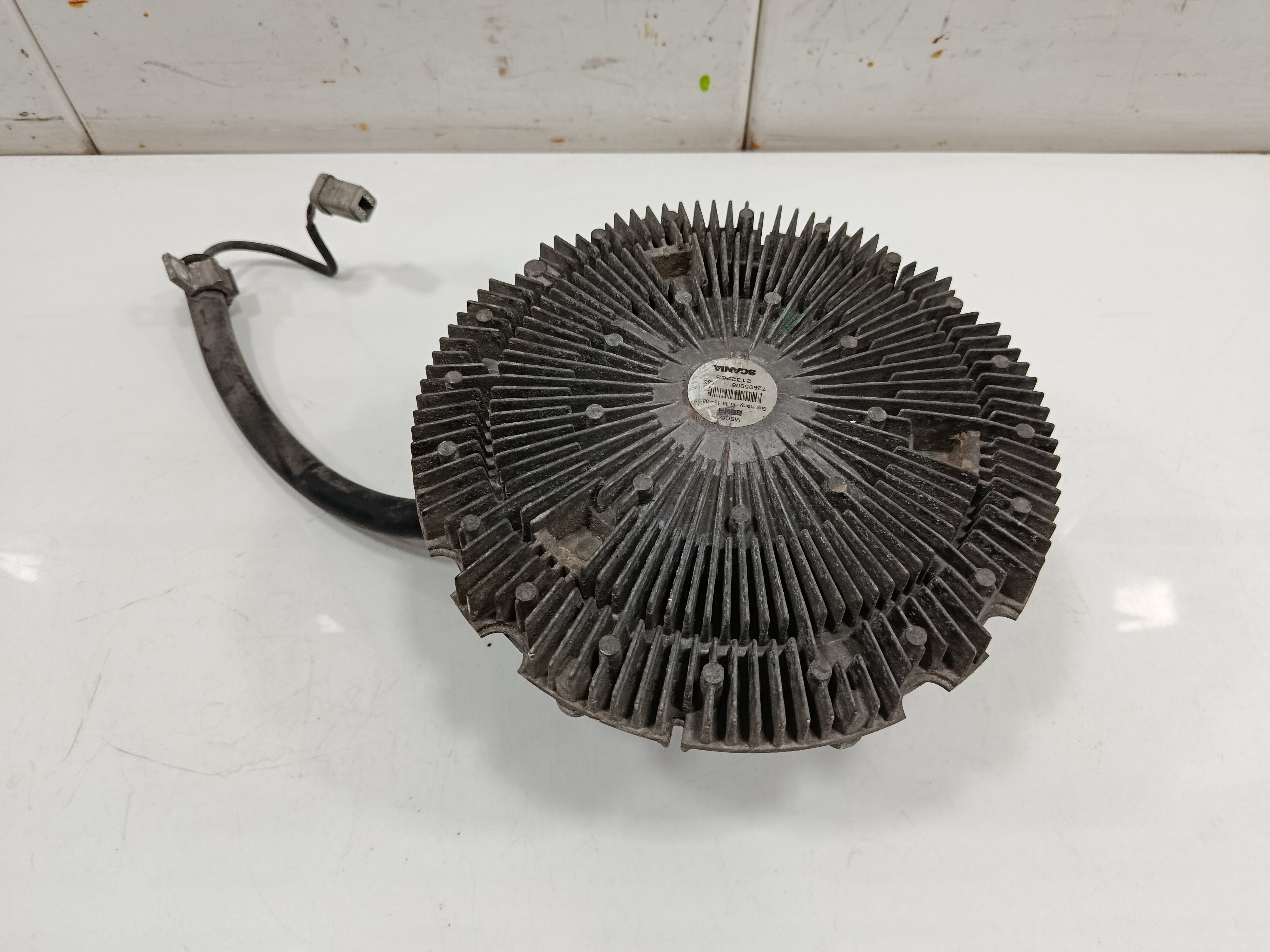 VENTILADOR VISCOSO MOTOR SCANIA SERIE P/G/R (L-CLASE) *